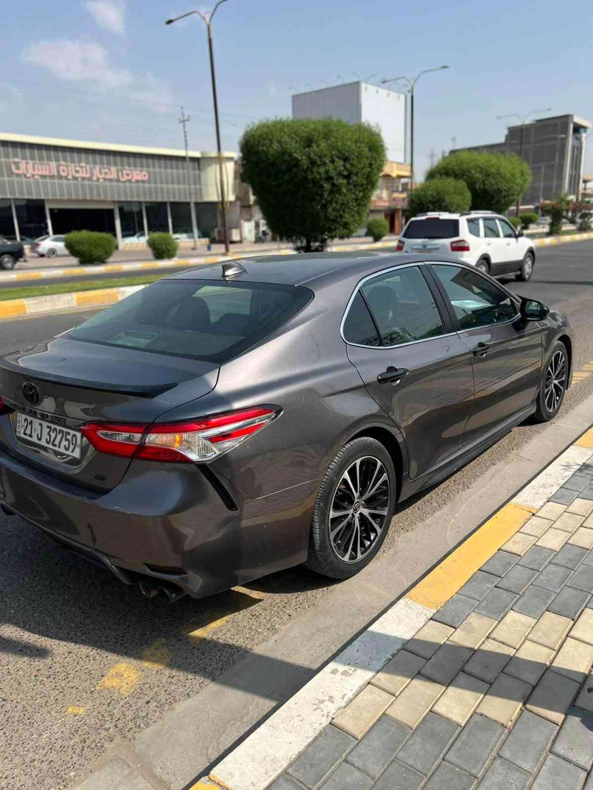 للبيع فقط
كامري موديل 2020 
TOYOTA CAMRY 2020 SE - وارد امريكي

بانزين 
المواصفات:

•  
•  رادار + تحديد مسار + مانع تصادم
•  شاشة كبيرة + كاميرا خلفية
•  ويل 18 SE الاسود
•  سبويلر خلفي + حساسات
•  تحكم ستيرن كامل

تفاصيل السيارة:

الضرر: [  صبغ بنيد فقد بون دواخل ]

الصبغ: [ بنيد  ]
رقم سليمانيه 
السعر 158 
ت ***********
