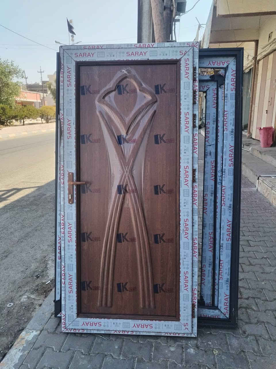 باب صاجي تركي درجه اوله انسب اسعار وجوده عاليه يوجد لدينا جميع انواع المنيوم او بلاست او زجاج تواصل ***********
