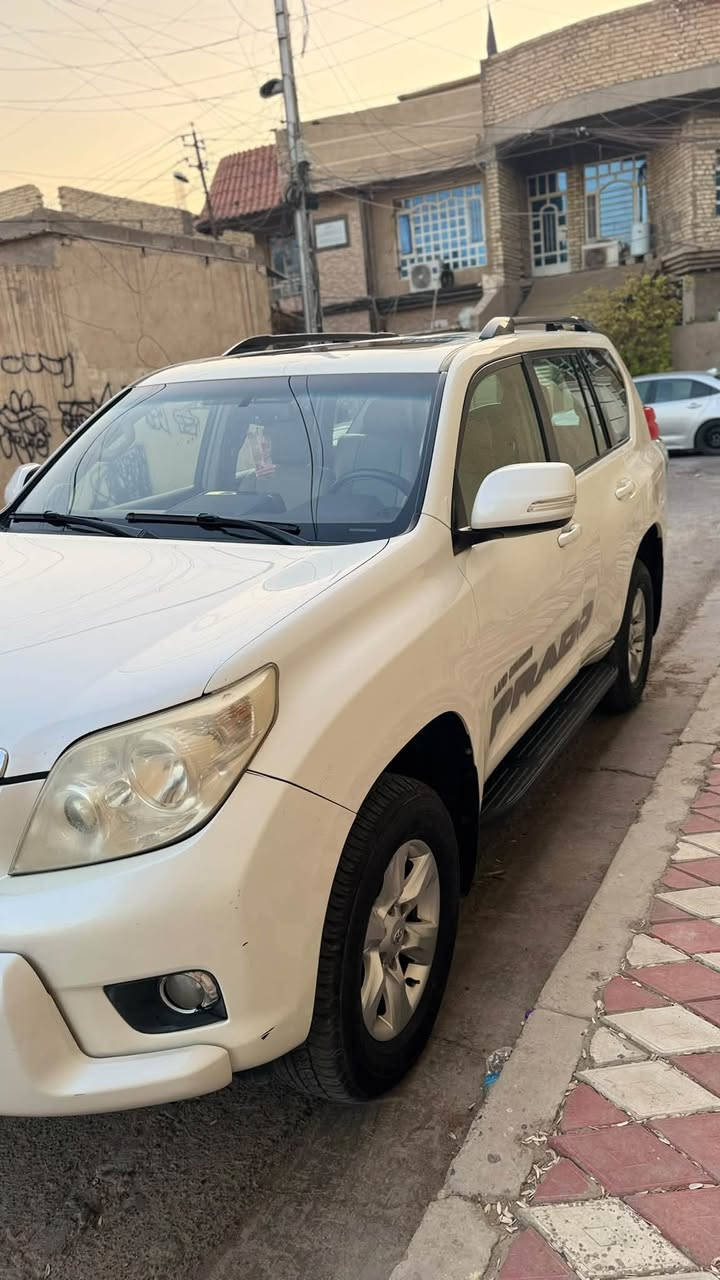 برادو • ٢٠١٢ • مشي ١٥٧ الف