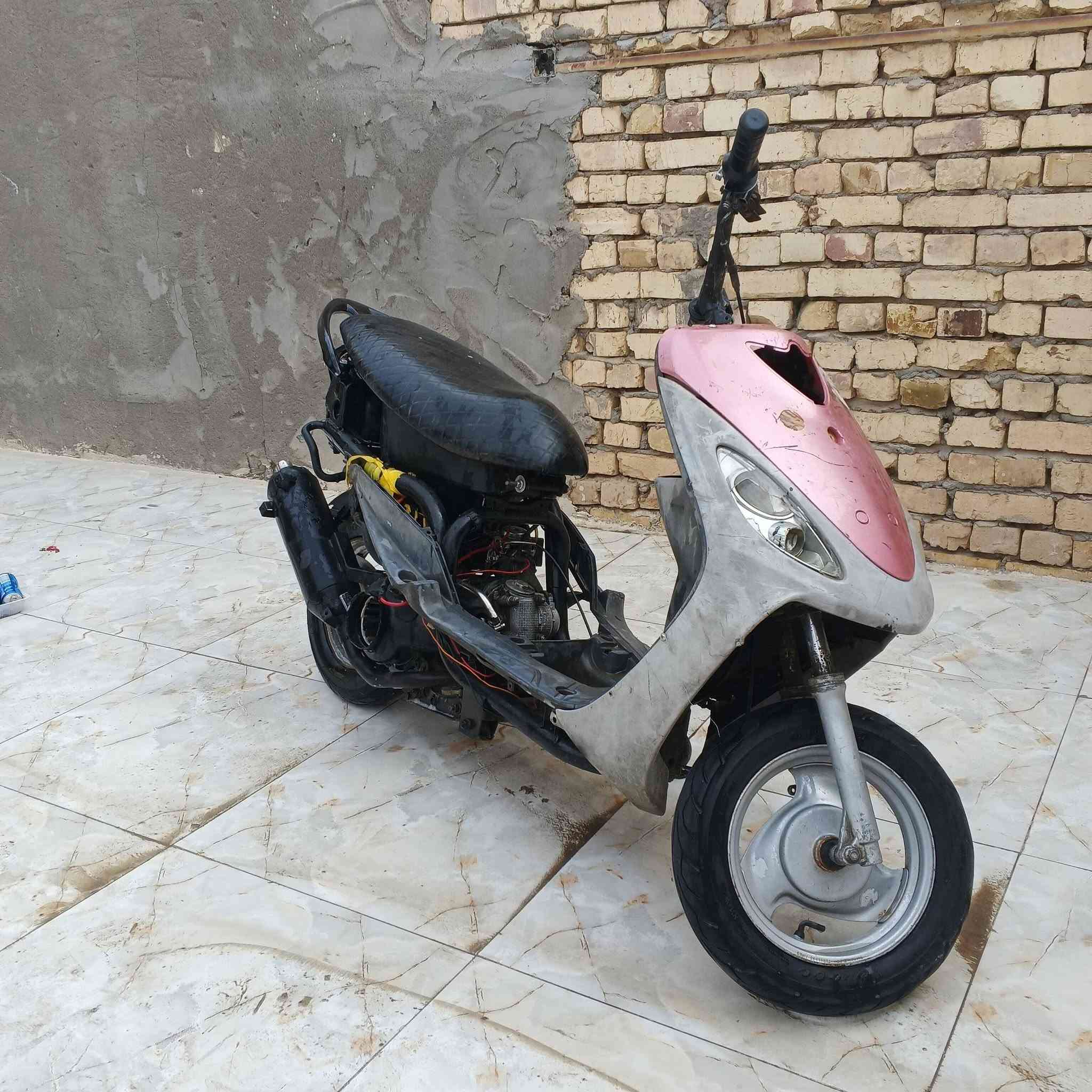 للبيع ماكس منغولي محرك امزود 55 شلعه ومعدل نعومه فوك الفول شرط اخرس (كفرات جيس وياه )
***********مكان ناصرية سوق الشيوخ
