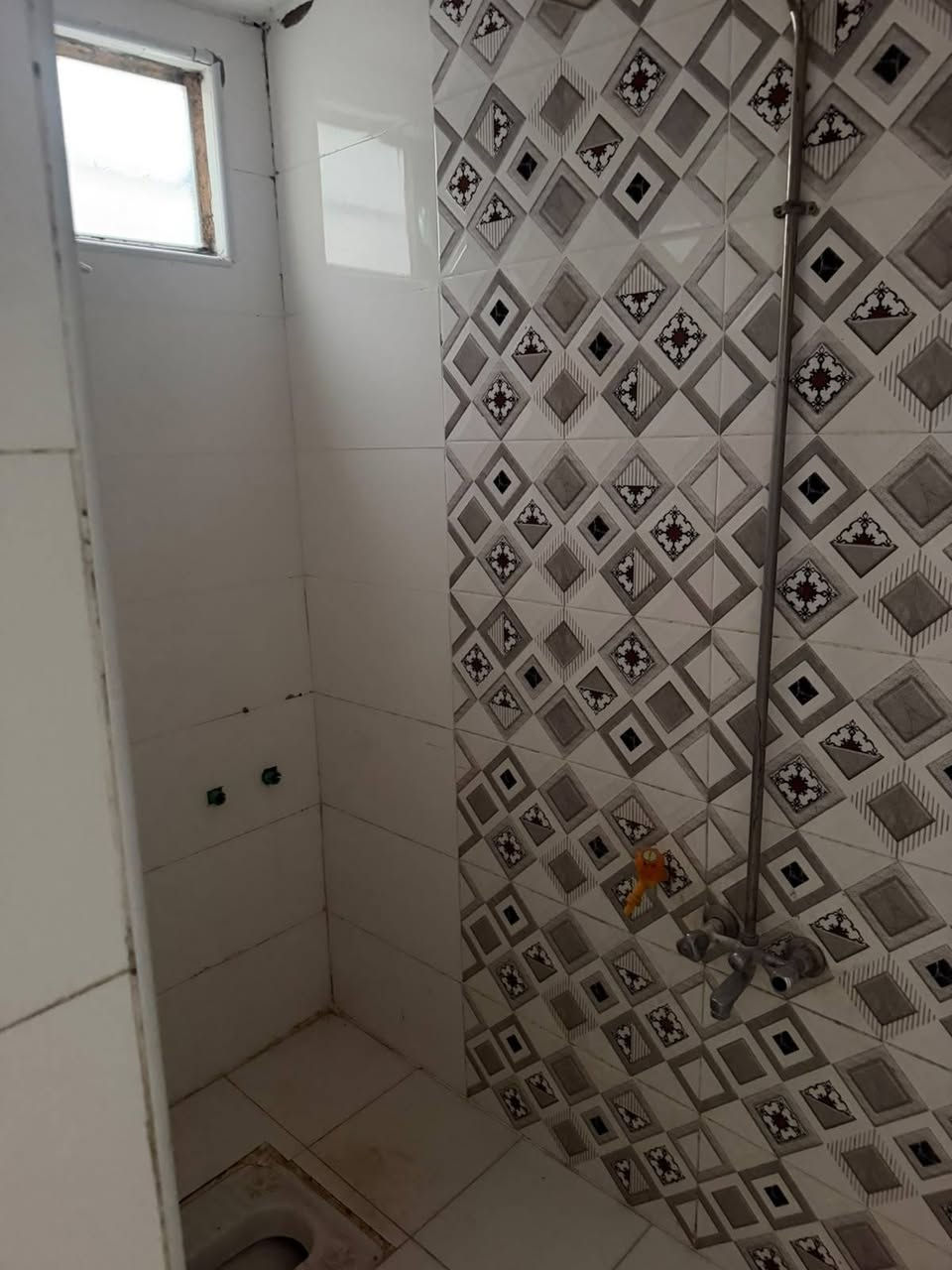مجمع بيتي٢ • بيت للإيجار • ١٠٠م