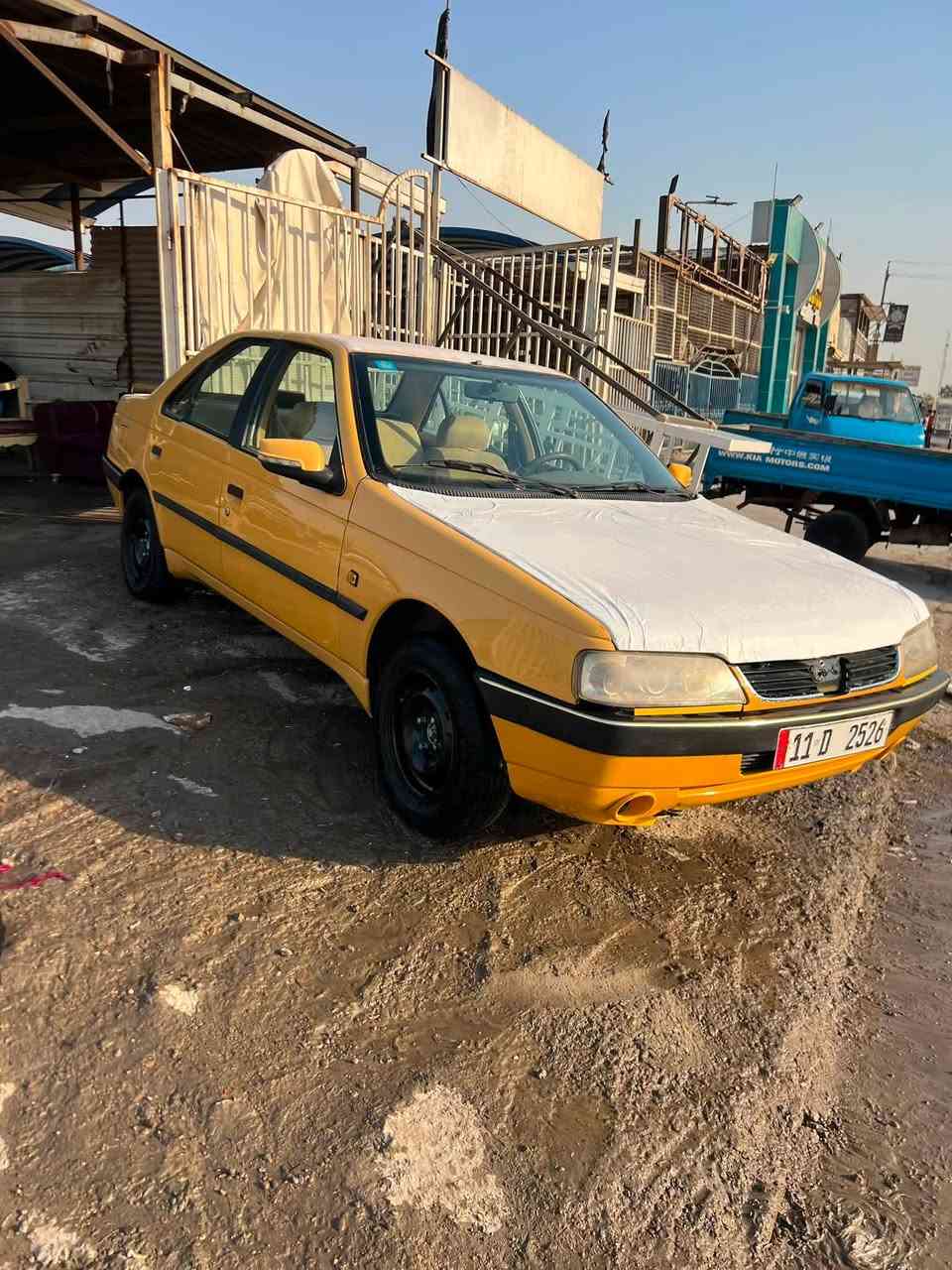 سلام عليكم بيجو 405GLX سيار مكفوله تبريد ثلج تخم تاير باتري جديد كهربائات كله شغاله رقم بغداد بسمي تحويل ثاني يوم سيارة جديده وجاهزه سعره 30وبيه مجال بصيط رقم ‭***********‬
