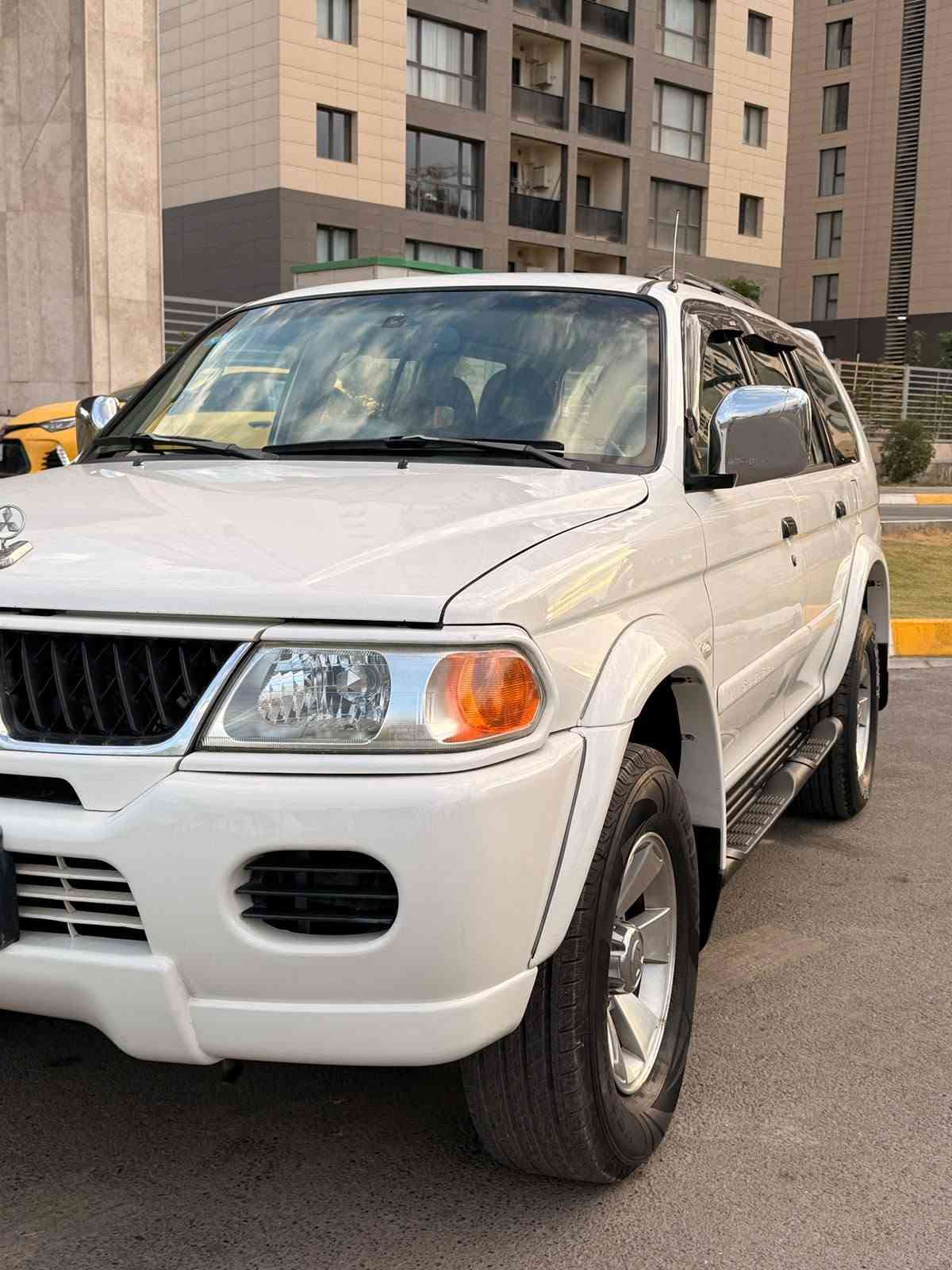 السلام عليكم
للبيع: ميتسوبيشي ناتيفيا موديل 2008 (خليجي)
​ مكفولة كفالة عامة من الصبغ والحادث  سيارة جديدة بمعنى الكلمة وجاهزة 
​صدر أمامي وخلفي 
كامل جديد.
​تخم تايرات جديد.
​محرك وكير بشرط الفحص وبحالة ممتازة.
​التبريد  ممتاز وشغال 100%.
وبيه منضومه غاز شغاله 
رقم بغداد الجديد وهزه جديده 
​مكان السياره بغداد الكرخ 
​السعر: [119$ وبيه مجال  
الاستفسار اكثر اتصل 
***********
