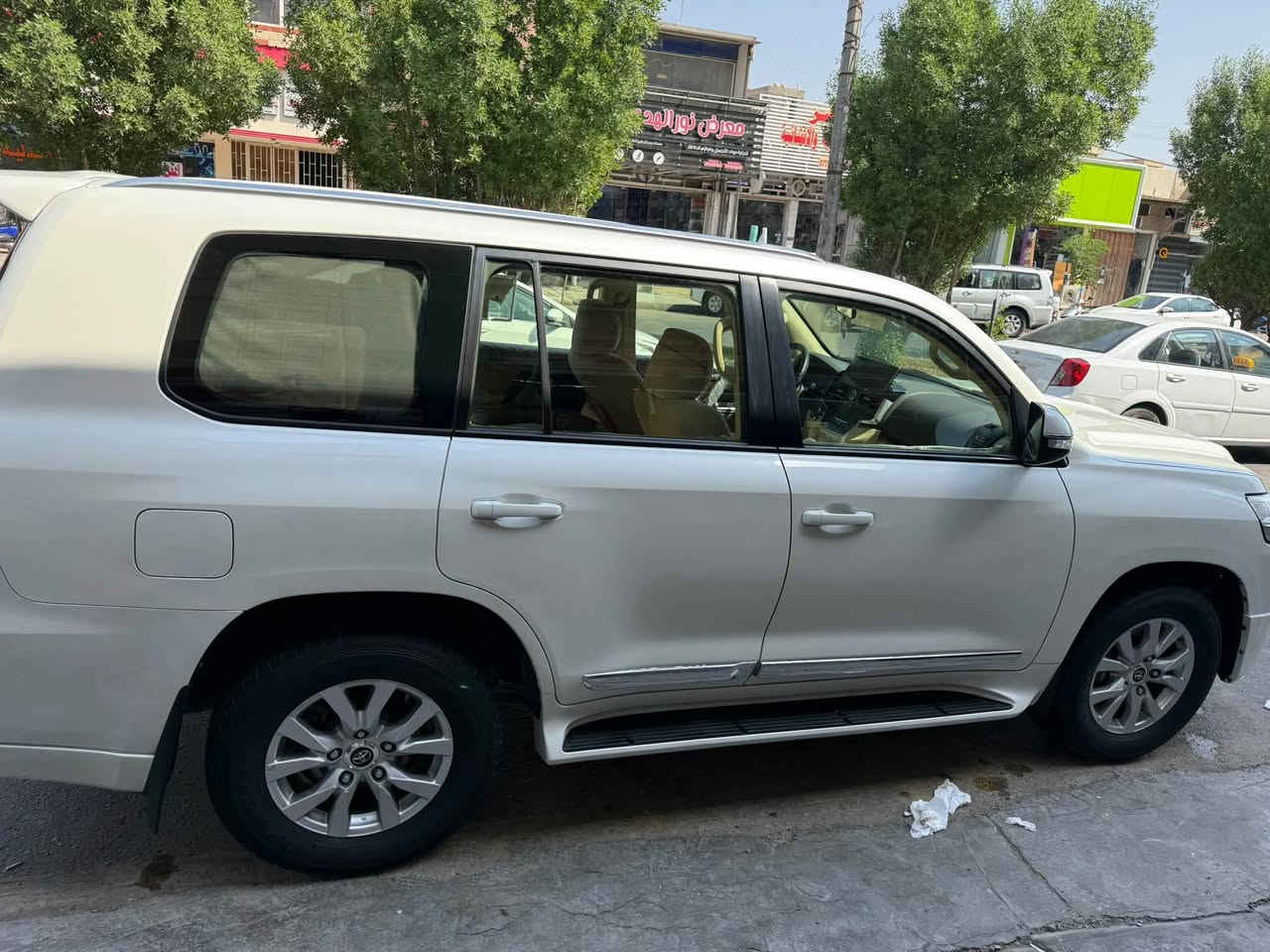 لاندكروز • موديل ٢٠١٧ • رقم بغداد