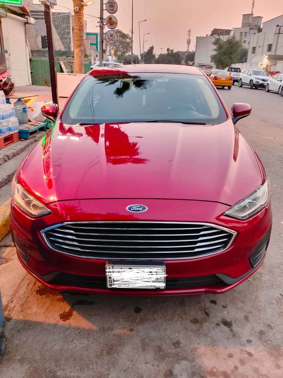 فورد فيوجن موديل 2019 فول مواصفات 
السياره كلش نضيفه وماماشيه حيل 
حادثهه فقط الجاملغ الخلفي من الجهه الثانيه مو جهه السائق 
صبغ قطعه وحده فقط ، الرقم بغداد خصوصي طبعا مواصفات ، : شاشه،كامره، بانوراما ، حساس خلفي ،رادار امامي تبريد قطعتين ،كشن كهربائي تجي تفحص بعينك وتشوف نضافه 
للاستفسار  والسعر : 👈🏻 ***********
