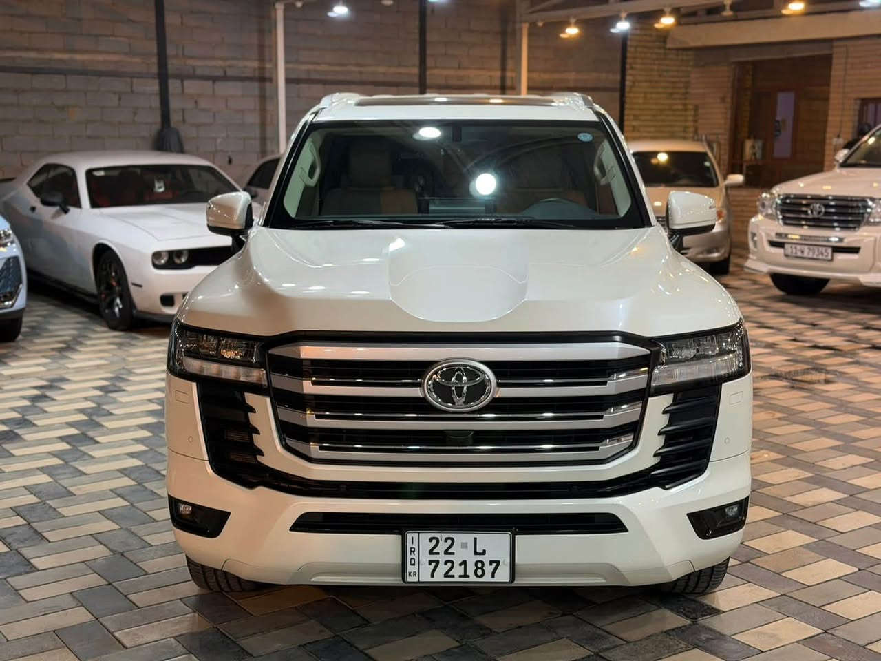 السلام عليكم
للبيع لاندكروز مديل 2022 رقم اربيل بااسم شركه السيارة بريم تون تيربو السيارة جديدة بمعنى الكلمه كفاله عامه من الرصعه 
ماشيه 55 الف بيه سنويه تضليل سنة 
مكان السيارة بالنجف الأشرف 
هذا ارقامي للتواصل
***********
***********
