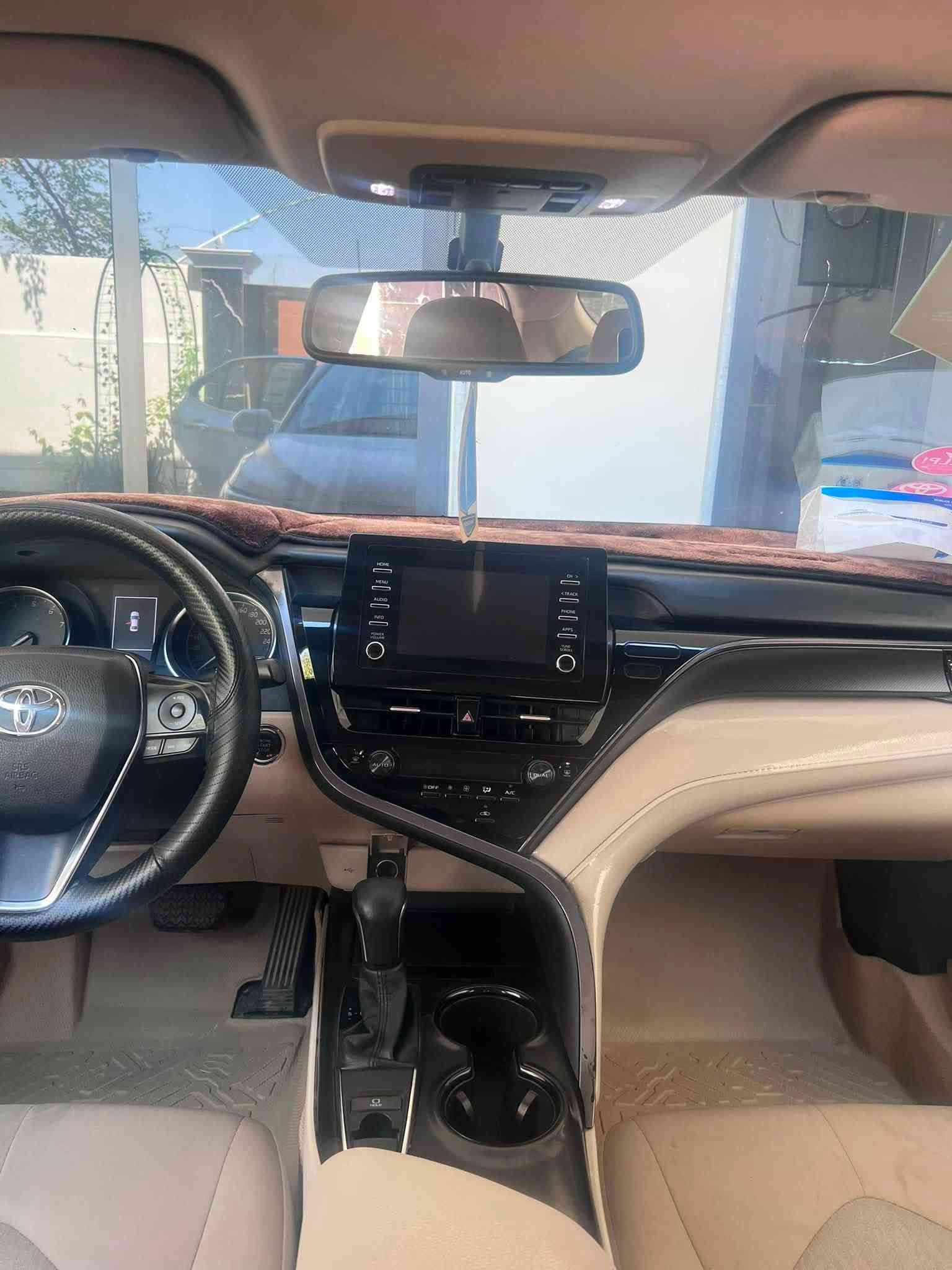 السلام عليكم
كامري فول مواصفات Gle معروفه2021
رقم اربيل بسمي بسعر مناسب 158 اوبيهة مجال بنزين فقط موهايبرد
ماشية 133000 الف كيلو
محرك 2500
بنزين فقط
كَير 8 نمر
اقتصاديه جداً جداً
فتحة سقف
مري شفط
تثبيت سرعة
هندبريك بصمه كهربائي
كشن كهربائي
تشغيل بصمه
شاشه كبيره
تدعم نظام كار بلي
كامرا
حساسات
كروز سرعه
نياكل
السيارة بيهة صبغ صفحة اثر تيزاب يعني فقط صبغ والجاملغ مبدل والبونيد بدون اي قطرة دواخل عندي صور قبل الصبغ
مكان السيارة ديالى  ***********

