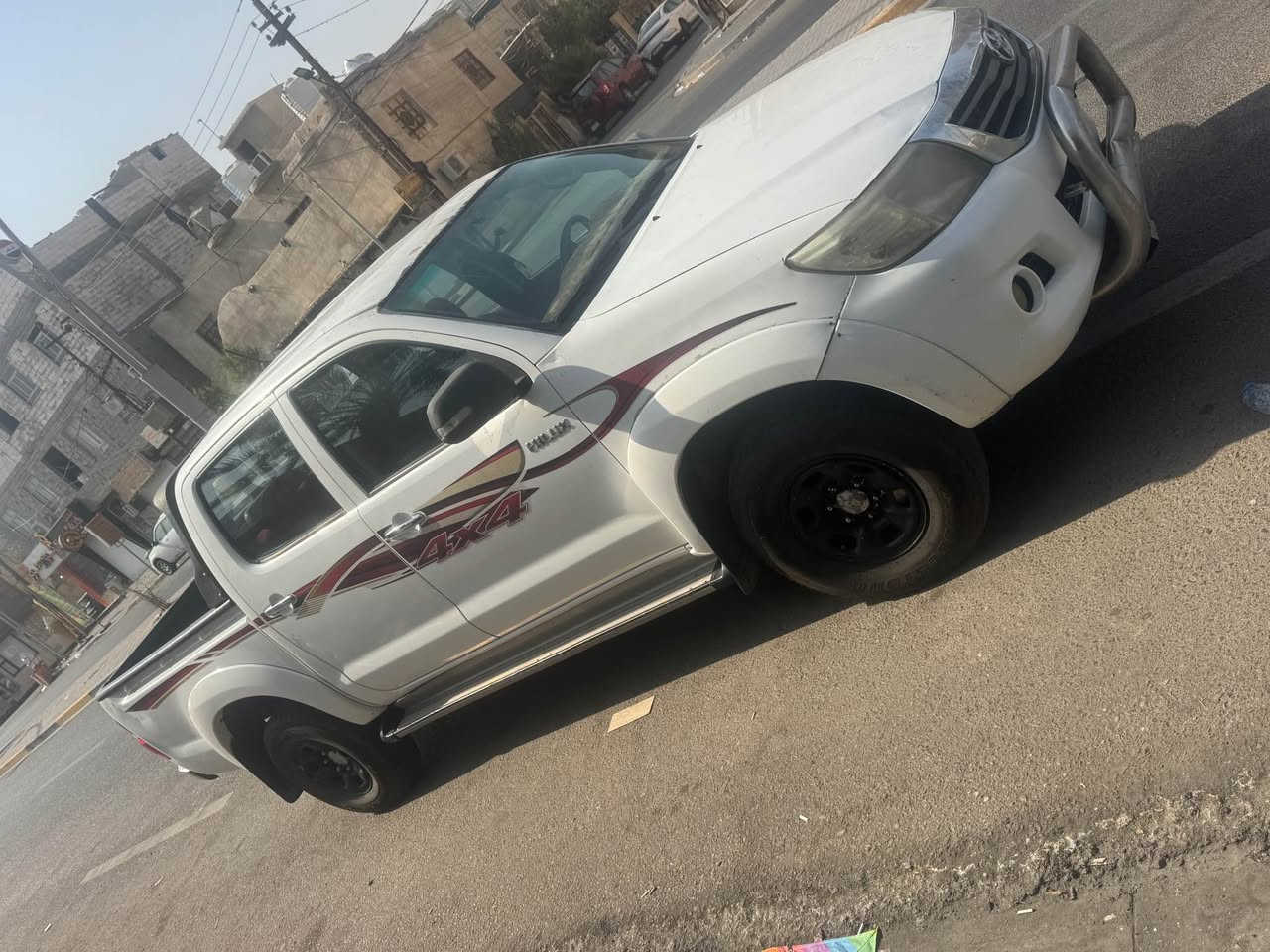 بيكم دبل قماره هيلوكس حداده وتخم تاير محرك مفتوح ناقل الحركة كير عادي السياره جاهزه وكامله من كل شي التبريد ثلج ***********
*********** البصرة, العراق
