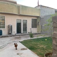 بيت للبيع مساحه 250متره بحي سلام من جهه القناه مدخل ثاني نوع للعقار بن...