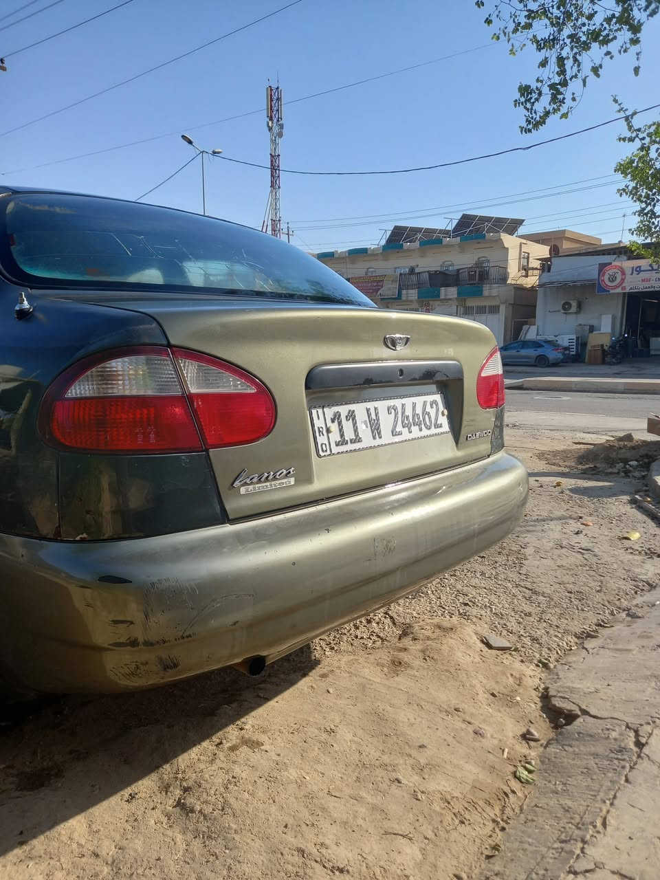 السلام عليكم دايو لانوس موديل ٩٧ كير ومحرك جدد صدر امامي خلفي جديد باتري وتخم تاير جدد تبديل سستم كامل بدون ضربة سيارة جاهزة سنوية ورقم جديد بأسمي الى ٣٠ مكان السيارة سامراء بيع فقط السعر ٣٤ للاستفسار ***********
