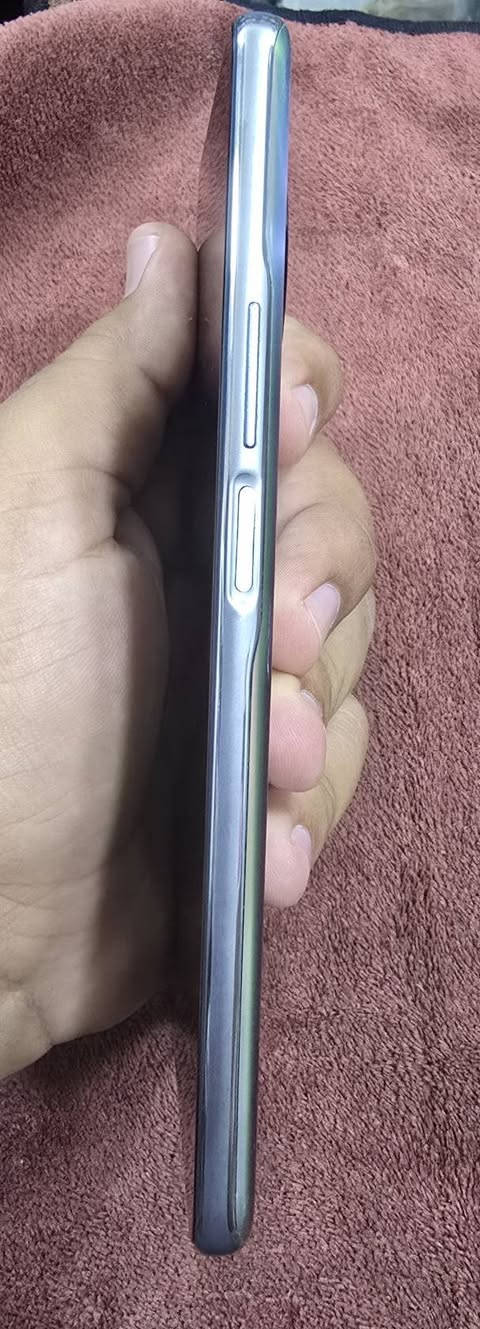 🔥هونر X9 للبيع (ما مفتوح شرط )🔥
الجهاز HONOR X9
✔️ذاكرة 128 GB 
✔️رام 8+2 
✔️بطارية 4800 mA 
✔️حالة الجهاز نظيف جدا( ما مفتوح)
السعر 145 الف 
اذا شراي تواصل ع الخاص 
او الاتصال على الرقم ***********
