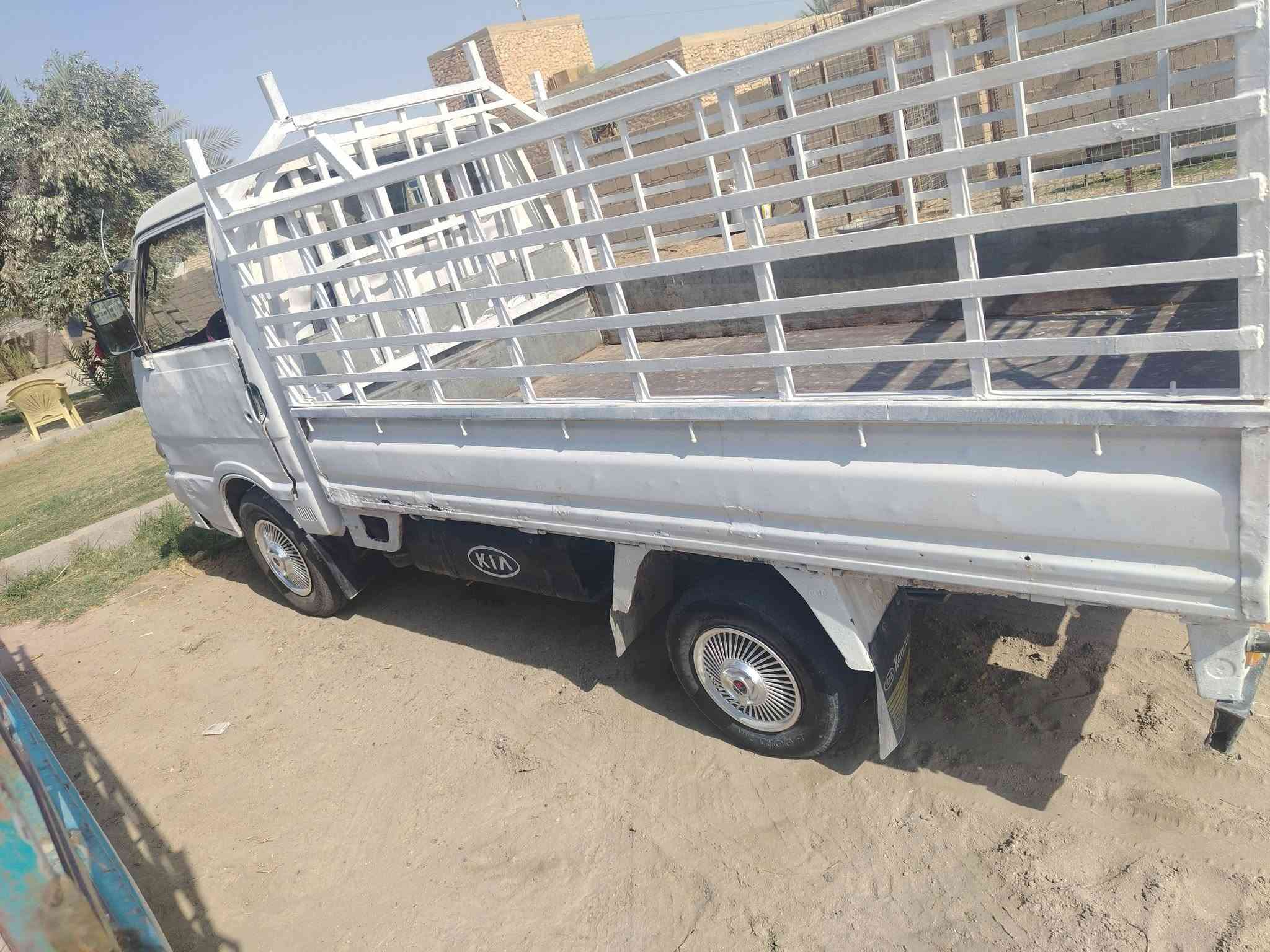 كيات وحده قماره وربع السعر ٢٢وثنين تك قماره السعر وحده 20 سيارات جاهزات تخم تاير كير محرك يم صدر كهربائيات محجل مكاني رمادي *********** سيارات حدايد بدون أرقام

نص مكتوب في الصور:
- TOYOTA مجاني صيانة لمدة سنتين أو 40,000 كم 6363