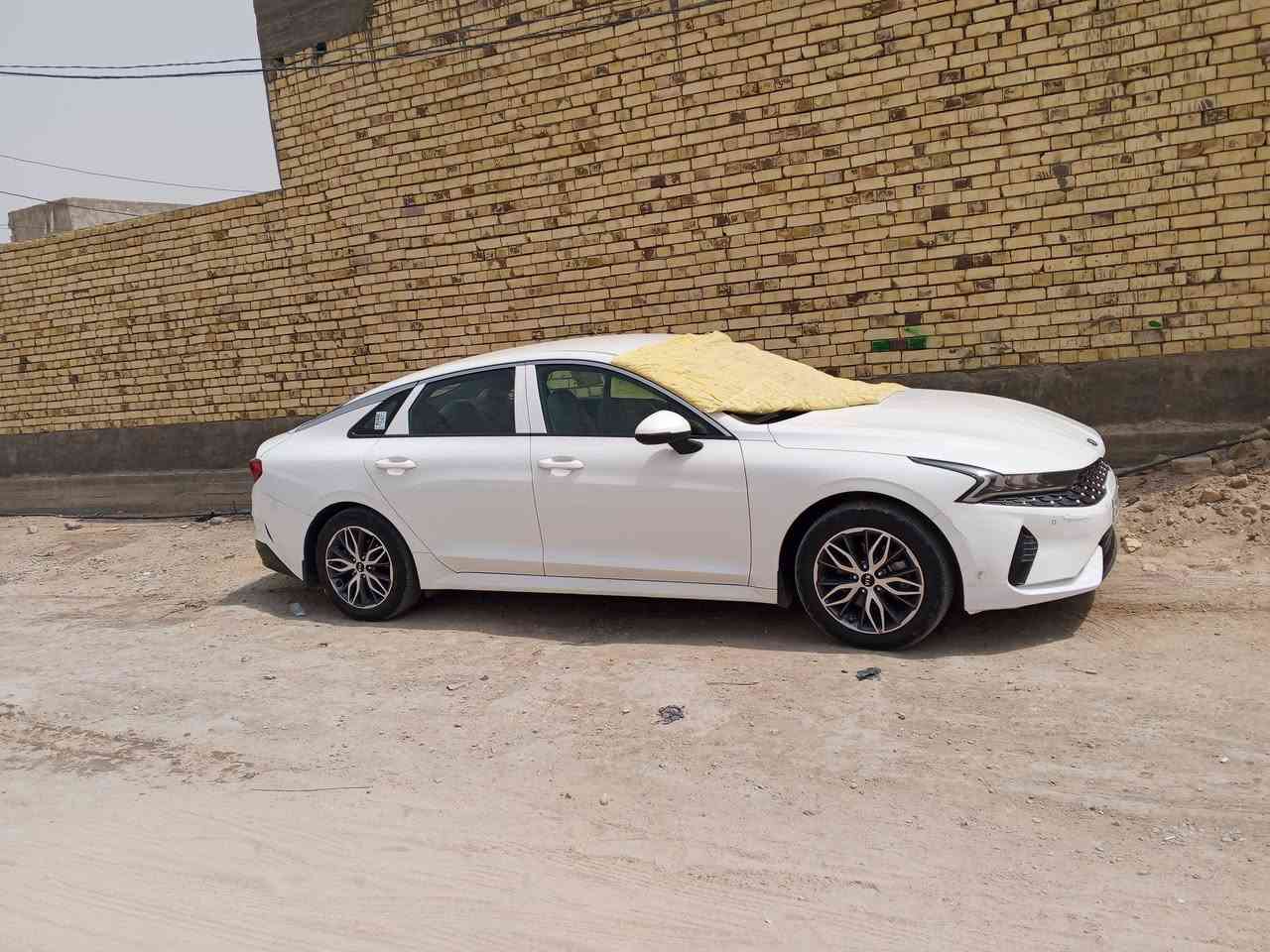 كي فايف خليجي موديل 2021
مكفوله كفاله عامه 
مكينه 2000 دوش
ماشيه 57 ألف شرط الفحص 
رقم بغداد دولي هزه جديده سنويه جديده 
ضمان الشركه دوليه 
سياره جديده وضع الشركه 
مكاني ناصريه مركز 
***********

