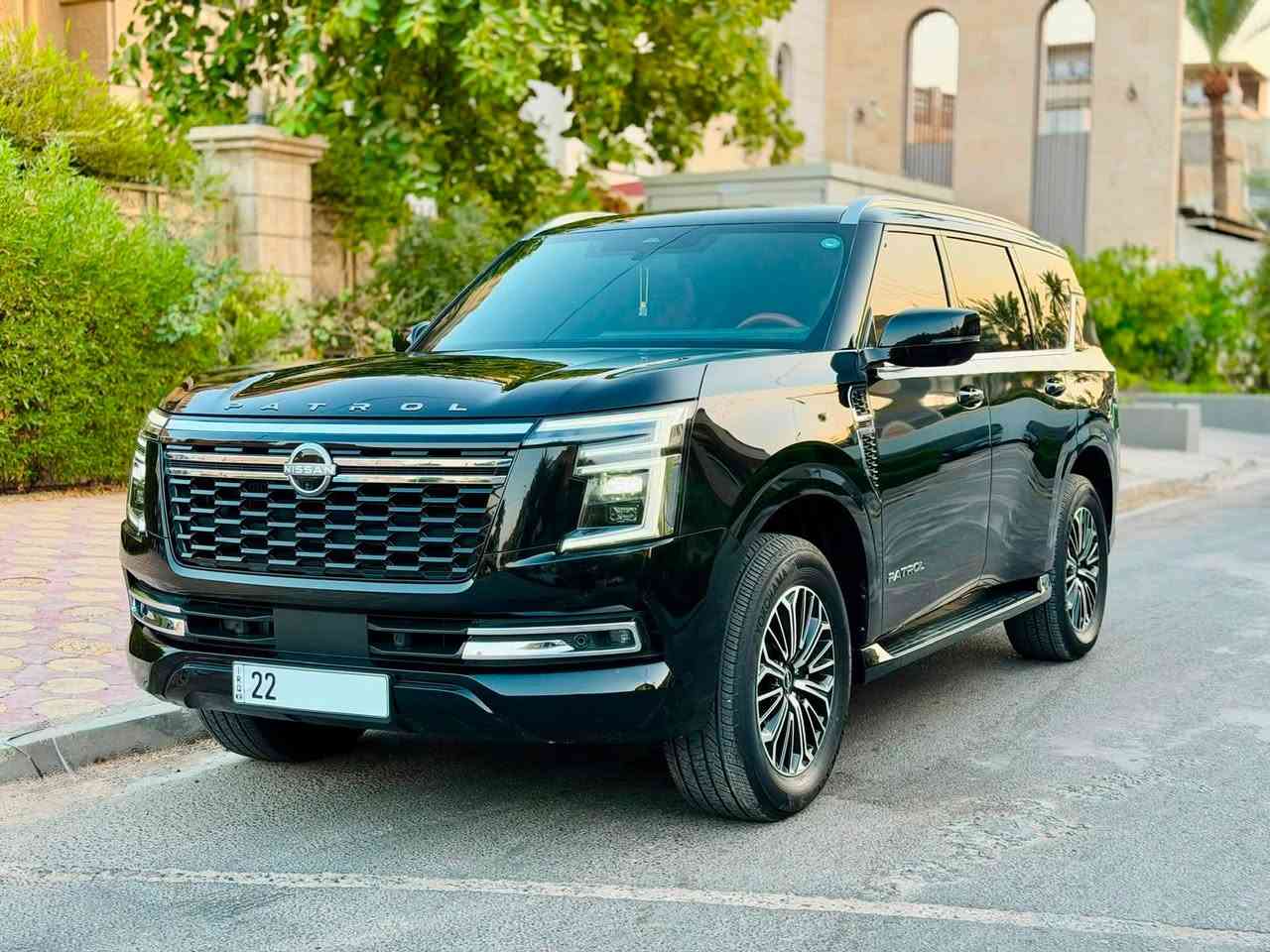 🚘 NISSAN PATROL PLATINUM 2026
✨ المواصفات والتجهيزات:
- 🇯🇵 موديل 2026 — فئة بلاتينيوم
-  محرك 6 سلندر 3.8 لتر تنفس طبيعي
-  الممشى: 16,000 كم
-  داخلية جلد باللون الأحمر
-  مقاعد أمامية مساج
-  تبريد وتدفئة للمقاعد
-  أربع كاميرات 360°
-  سقف بانوراما
-  تشغيل بصمة ودخول ذكي
-  شاشة كبيرة + ملاحة
- 🍎 Apple CarPlay / Android Auto
-  نظام صوت فاخر
-  مثبت سرعة ذكي
- رادار أمامي
- المحافظة على المسار
-  مراقبة النقطة العمياء
-  حساسات أمامية وخلفية
-  باب خلفي كهربائي
-  دفع رباعي مع أوضاع قيادة متعددة

🛡️ الضمان والكفالة:
✅ ضمان سور
✅ كفالة عامة
✅ السيارة تحت الضمان
✅ مغلّفة PPF
✅ السيارة مضللة سنوية
✅ رقم أربيل بأسمي
العنوان:بغداد

رقم:***********
