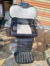 كرسي حلاقه شبح نضيف عنوان بغداد مدينه الصدر تواصل واتساب 🔻 07731625829