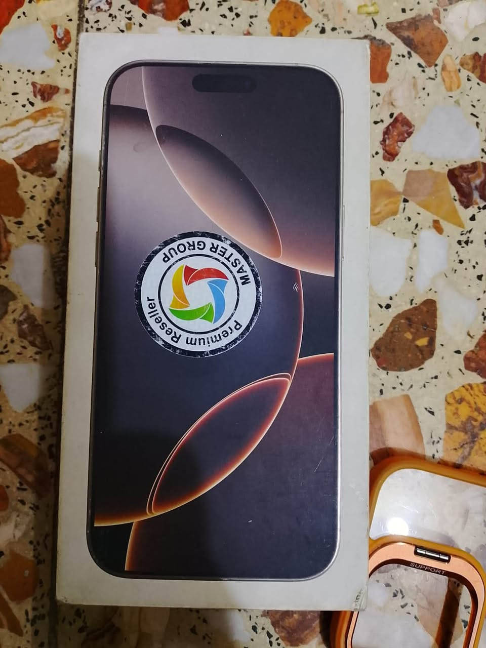 ١٦ لبيع ماستر كارتوانه وا كيبل بطاريه ٩٦ بس كسر بي ظهر قليل ما كثر والا مبين واتر جهاز  زلغ ما بي مكاني مدينت صدر ***********
