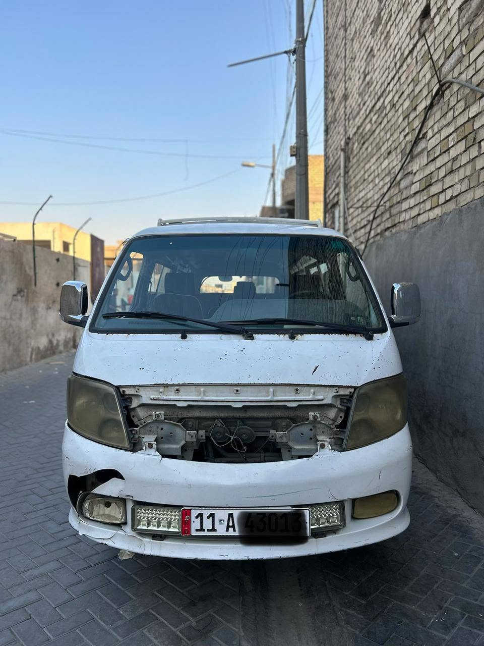 السلام عليكم كيا فتون بسمي مصفر هيئه وغرامات ٢٠١٠الشراي يتصل 40وبيها 
‏‪***********‬‏‏‪
