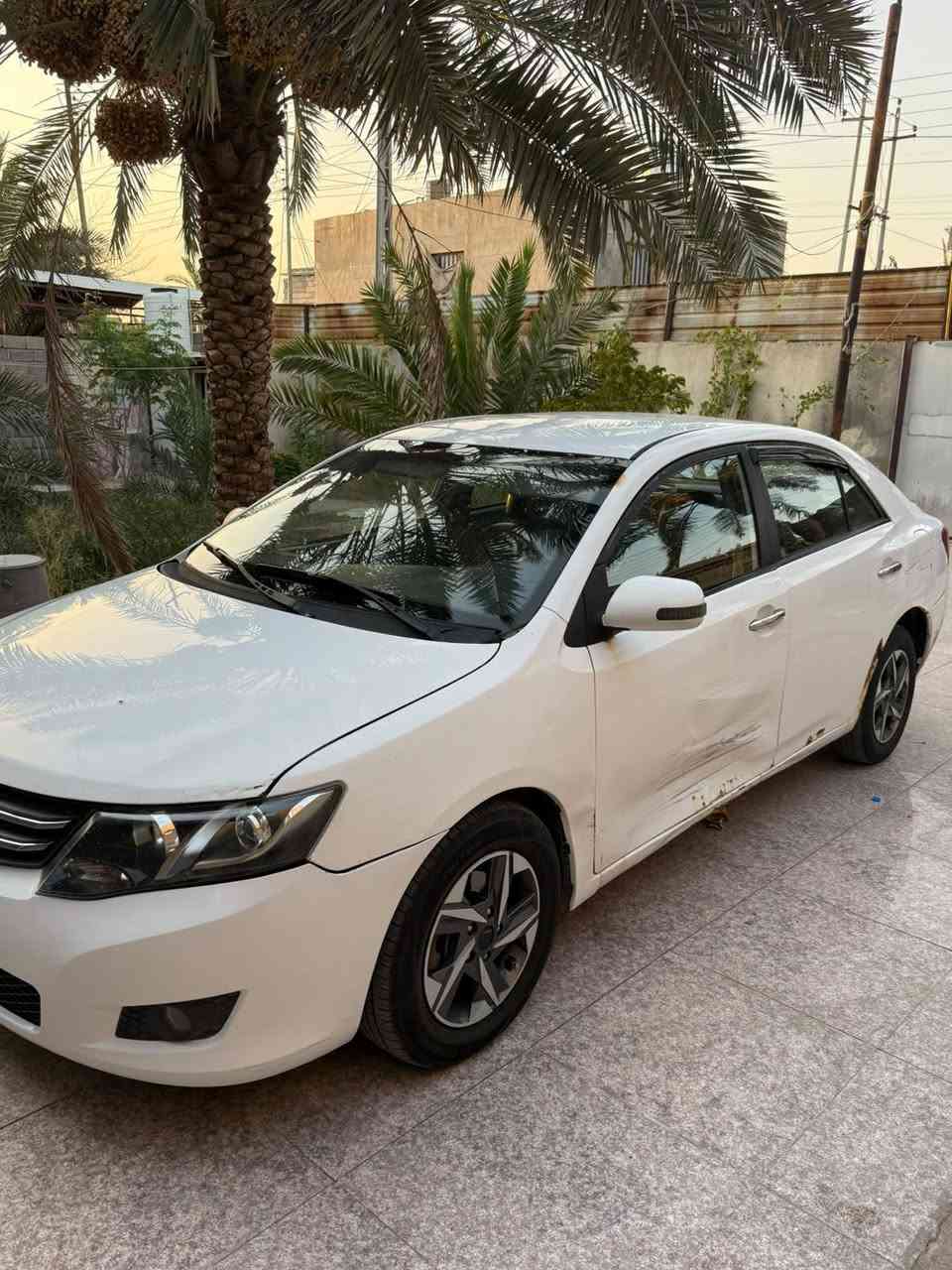 السلام عليكم 
‏سيارة سايبا اريو للبيع 
‏مكينة كير تبريد حداده كفاله 
‏مكينتة 1600 vvt بلاد 
‏البدي شوف العين بي الملاحضات 
السعر 45 وبي مجال 
‏مكان السيارة البصرة ابي الخصيب 
‏للاستفسار على الرقم ***********
