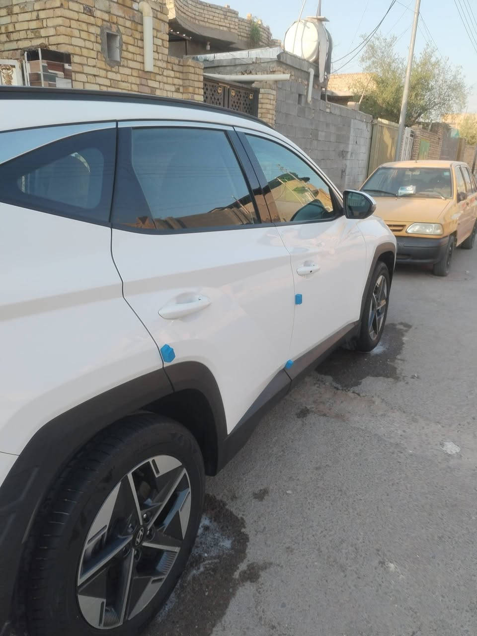 توسان موديل ٢٠٢٥ للبيع او مراوس ابسورنتو مكفَوله خليجي ما عدا بارد بسيط كلش فول مواصفات عدى البنرامه رقم بغداد الدولي السعر المطلوب ٢٠٨ وبيه مجال رقم الهاتف *********** ماشيه ٣٨ الف
