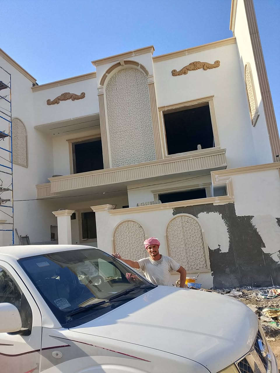 اسلام عليكم ورحمه الله 
 لباخ مصري متفرغ خشن ناعم طلس فوم شغل هندسي درجه   أوله جوده في العمل مكان بغداد*********** الرقم بي وتس
