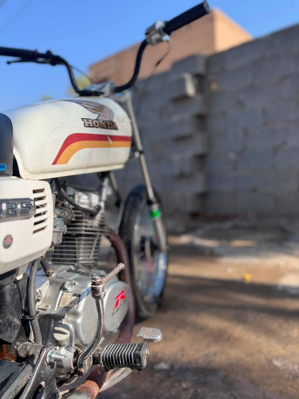 بابل نخيله الغربيه
دراجة للبيع 

 نامه شلامجة اوراق اصولي

  

شوفت عينكم نظيفه 

موديل 2022 

مفتوحه بس كور مبدل 

السعر 500  الف وبيها مجال 

 للأستفسار  

***********
