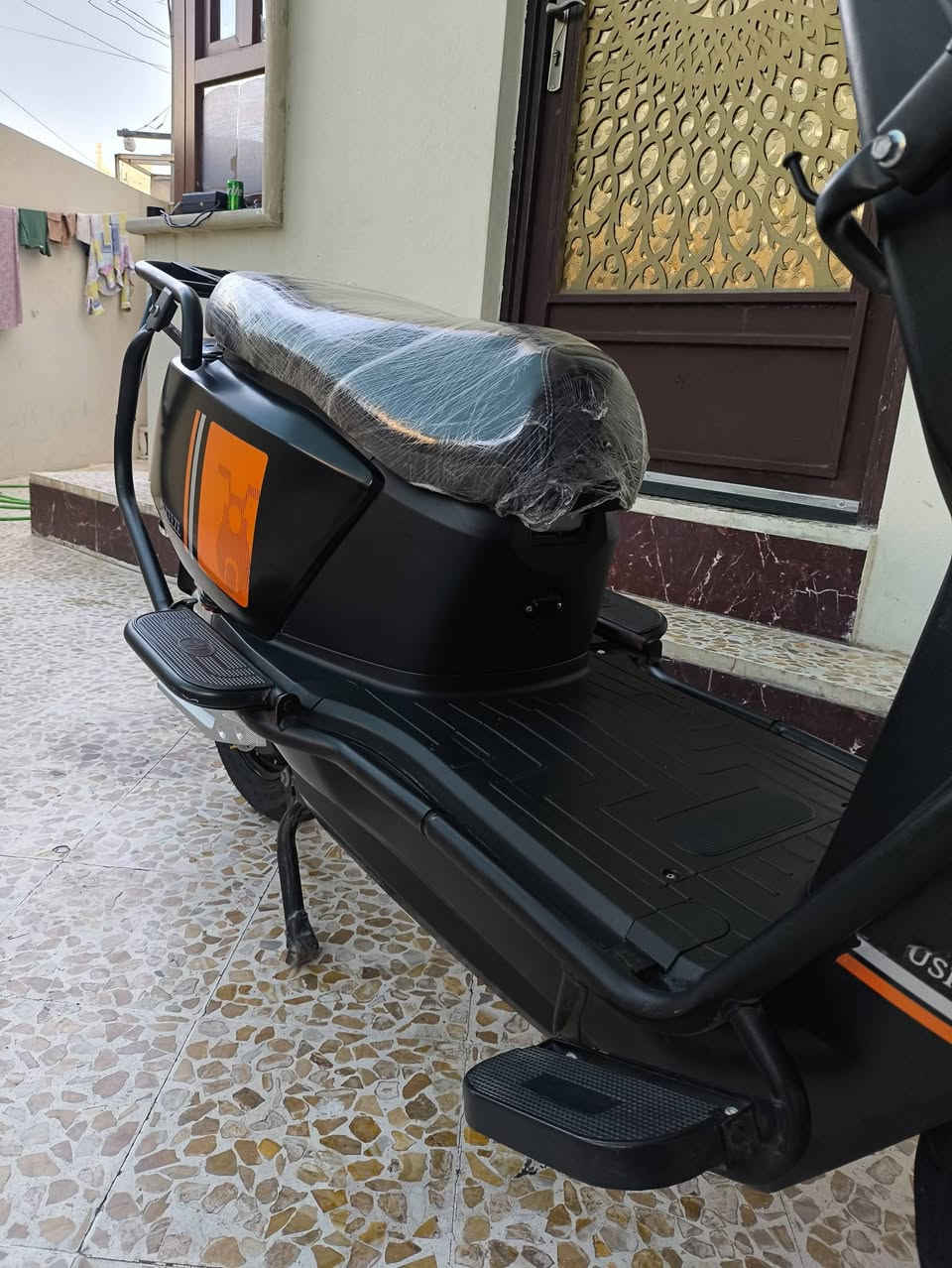 السلام عليكم ماطور شحن للبيع
ملف 3800W يعني ويا السيارةشرط سرعة 99 حقيقي 85 بطاريات 6
المسافة المقطوعة 60km نضام R+مثبت سرعة 
مكاني تلكيف 
(السعر 800وبي مجال) 
للاستفسار (***********) 
(***********)
