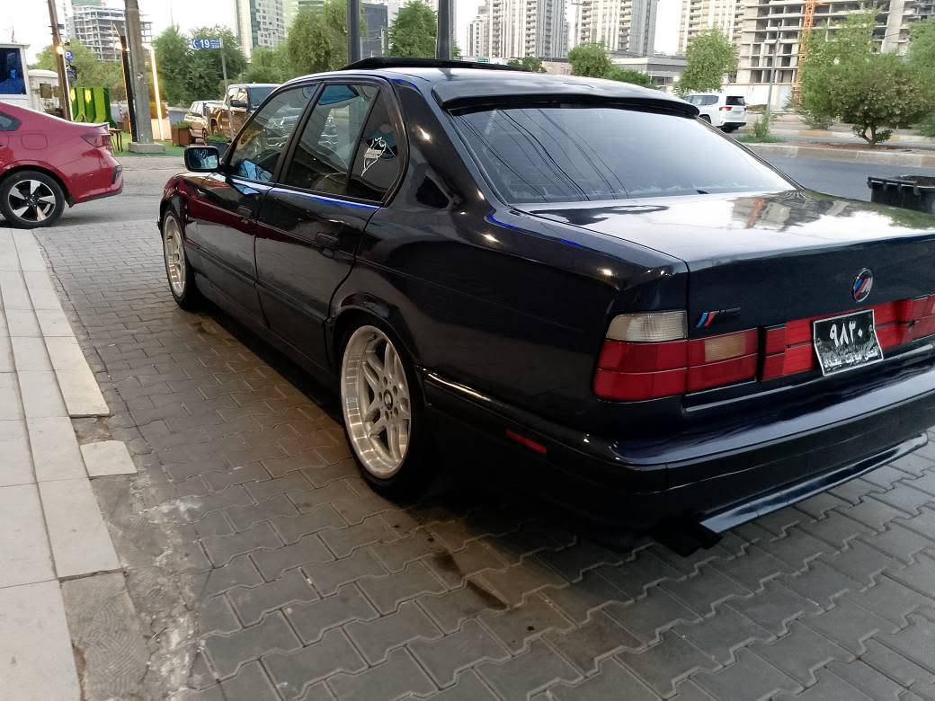 1991. 525.  $45.  *********** أربيل, العراق
