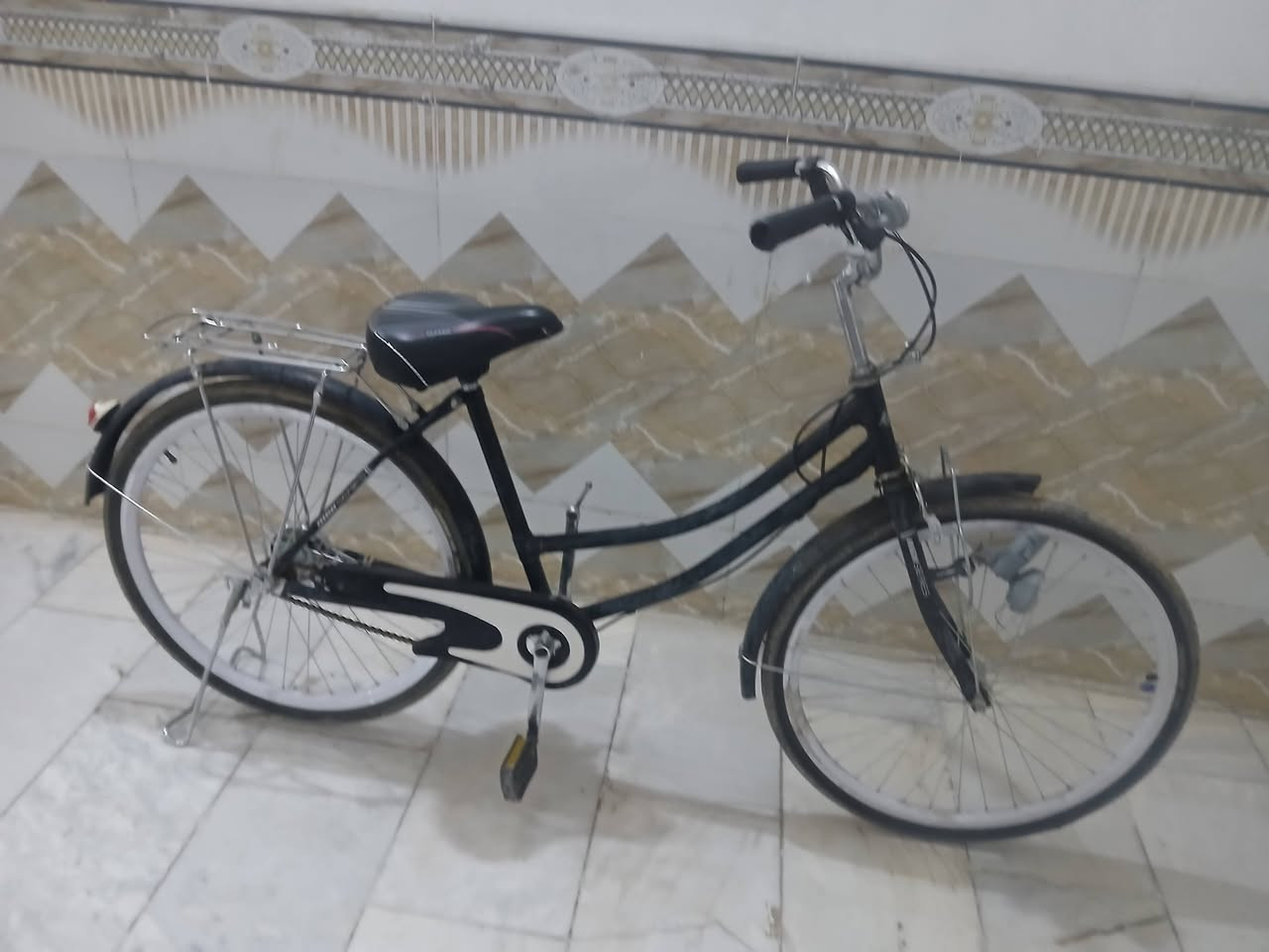 باسكل للبيع سعر 85بي مجال شي قليل
***********
