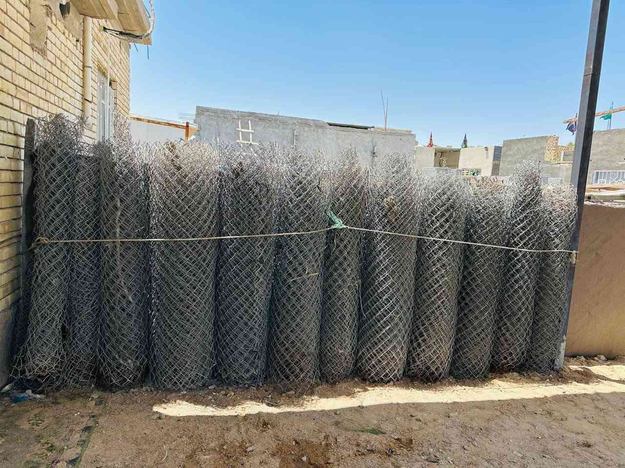سلام عليكم سيم بيارسي الثقيل القديم الطول 180 متر وأكثر مستخدم نظيف جدا سعر المتر 2500 دينار العنوان كربلاء الشراي يتصل ***********@ ***********
