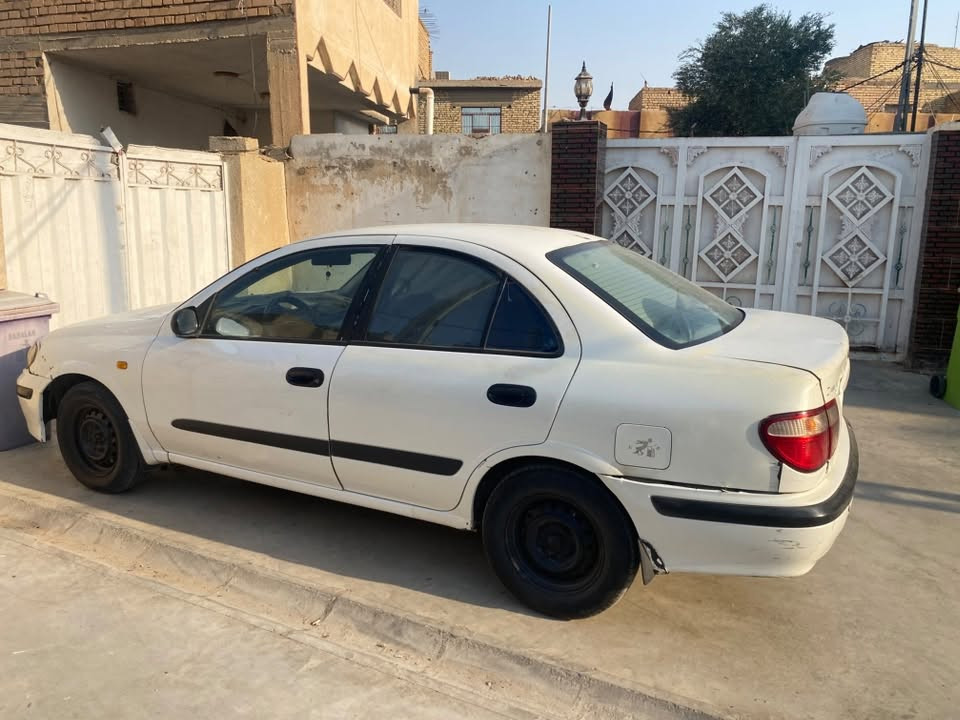 للبيع سيارة نيسان سني موديل 2000
كير مكينه حداديه تخم تايرات تبريد كله شغال وجديد 
السعر 50 
مكان الكوت للتواصل ‭***********‬

