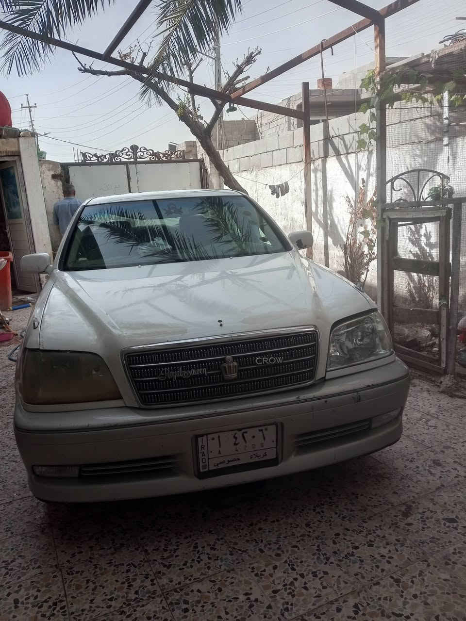 السلام عليكم جنون للبيع موديل 2000
دكمتين كفالة گير مكينه وحداده 
 و الكص والنقل والاصوليات والضربه القويه
مكينه فيفتي 3000 فيشتين 
باتري جديد 
مشط جديد 
باور جديد 
سياره عليها إدامة 
سنوية منتهيه ب شهر ٣ تحويل ثاني يوم 
رقم كربلاء المقدسة 
سياره بيه ضربه بلصندوك وراجع بارد 
تبريدها بيه ضعف يعني يحتاج كمبريسر 
السعر 108 وبيها مجال قليل 
مكاني البراضعيه عويسيان مقابل القصور 
***********

