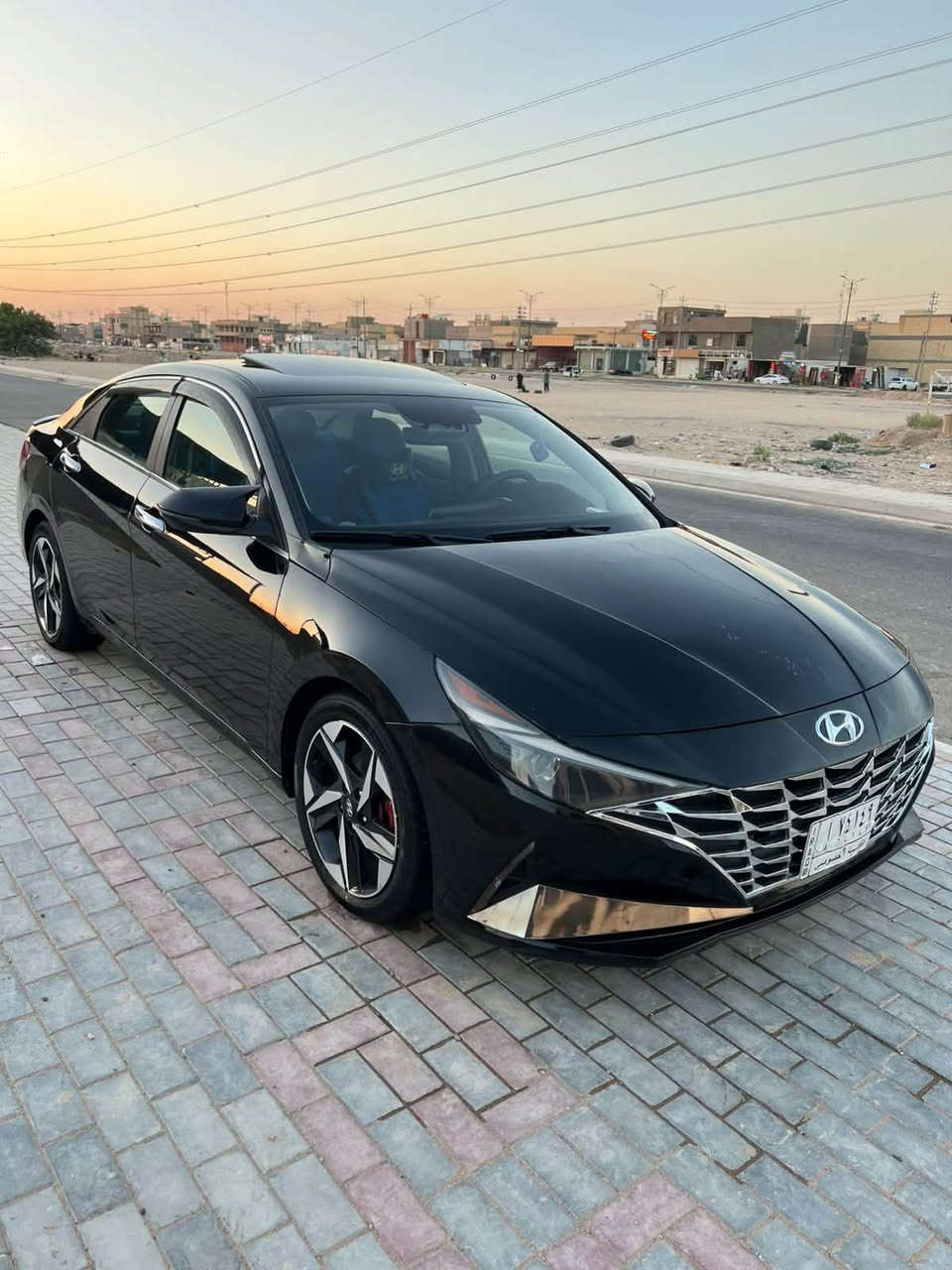 ***********
هونداي الانتره 2021  رقم قادسيه سنه بعدله وتتحول السعر110$ الشراي يتصل ***********
