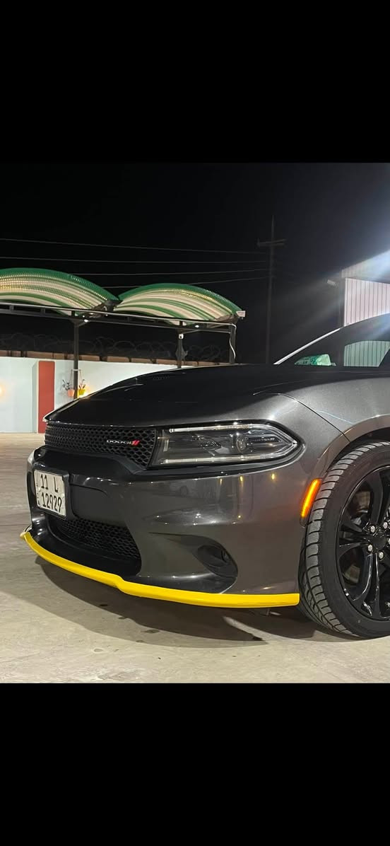 جارجر 2022 R/T
سوبر تراك باك
بدوون ايرباك
بدون دواخل

-الفئه : RT 
-الموديل:2022
-المحرك : V8 5.7
-اللون : رمادي 
-الممشى: 60 الف مايل (60,000mi)
-تخم تاير جديد
-الضرر : جاملغ خلفي جهة السايق صبغ + قبق الجنطه مبدل بلادي 
(بدون دواخل بدون ايرباك )
-المواصفات:
* سوبر تراك باك
* شفتات ستيرن
* شاشه كبيره
* حساسات خلفيه
* كامره خلفيه
* كشنات حظن
* سستم صوت الباين
* تشغيل عن بعد
* لايت زنون 
* السياره بيها عدسات زرع نوعية ممتازه سعرهن 400 الف +عين الشيطان متغيره تتحكم بيها من الموبايل 
السياره كامله وجاهزه من كل النواحي ما تحتاج اي مصرف
السياره ستوك ما ملعوب بيها او معدل عليها 
صوتها رعيد نغمتها كلش حلو عليها دبات سود من امريكا
رقمها بغداد شبه مميز بأسمي تحويل ثاني يوم 
مكان السياره بالانبار/القائم
رقم الشاصي:  2C3CDXCT4NH129141
السعر ع الخاص او الاتصال *********** متواجد واتساب ايضا
