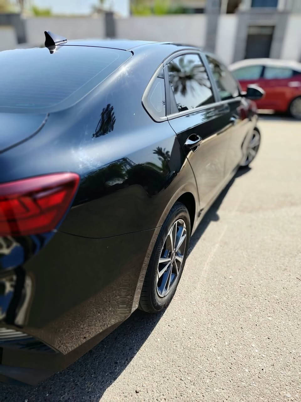🚘 كيا فورتي 2024 – وارد امريكي دخول جديد
بدون رقم حابب تترقم ثاني يوم ارقمها الك بسمك
    
للبيع فقط

📍 الموقع: بغداد – حي الجهاد

🔹 الموديل: 2024
🔹 ماشيه: 49 ألف ميل فقط
🔹 الحالة: ممتازة

المواصفات:

✅ رادار أمامي

✅ كاميرا خلفية

✅ نظام المحافظة على المسار (Lane Assist)
تحكم استيرن

تفاصيل السيارة:

- الحادث كان قطعتين فقط.
- 
- البنيد مبدل (أصلي
- ومصبوغ).
- 
- الجاملغ نفسه امصلح مصبوغ.
- 
- حجر البيئة بلادي.
- 
- صور الحادث متوفر للجادين.
- 
- الشاصي  لغد مكفول.: (بدون رقم)

📞 للاستفسار: *********** (اتصال أو واتساب)
