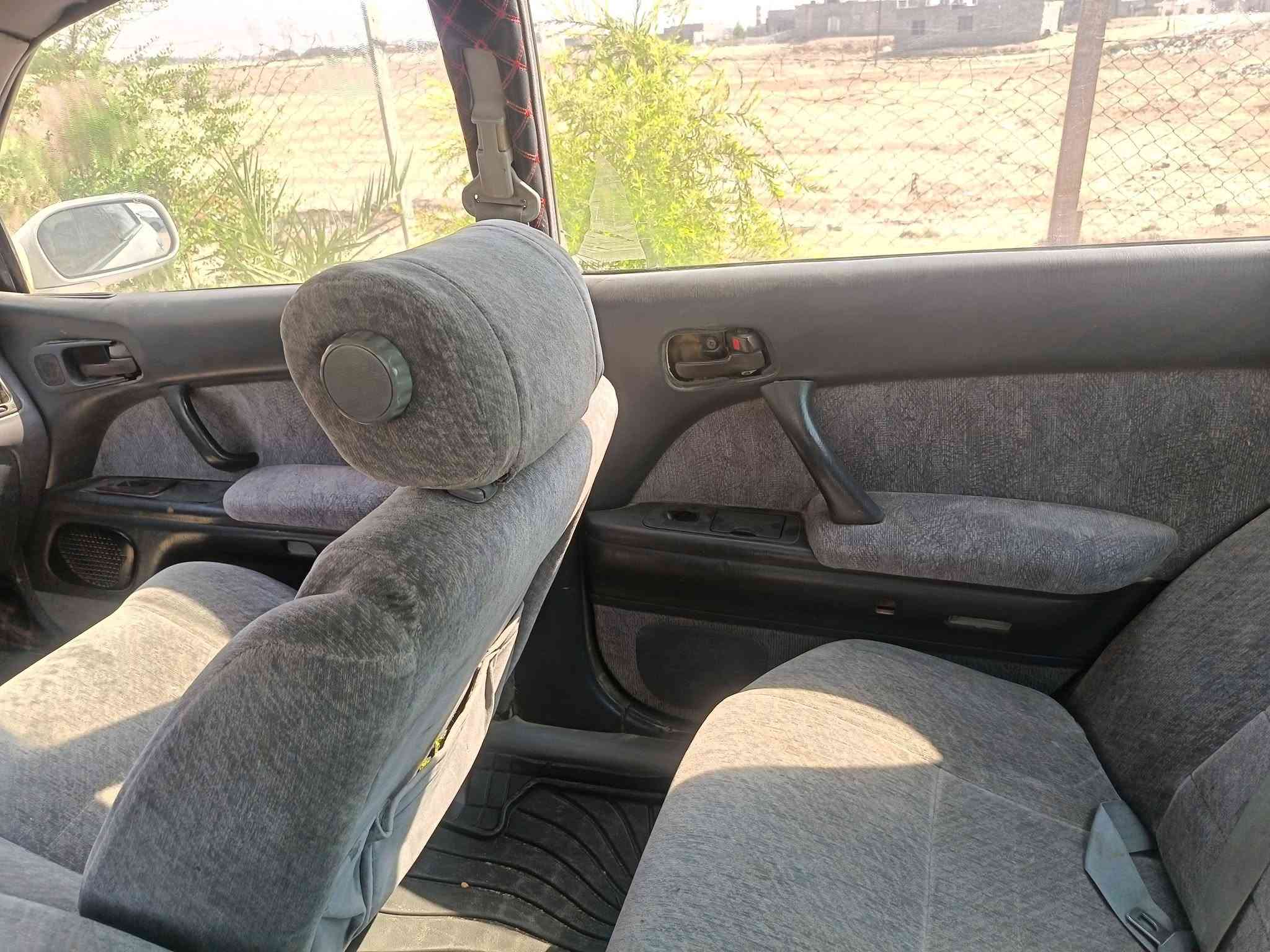 السلام عليكم سياره بطه للبيع سياره نقل جثه كصه مابيهه رقم بصره راعيهه يريد تحويل سياره صاعده هزه قبل ست ايام بس تسحب معامله وراعيهه يبصملك نضافيهه نفس بصوره وبعد انضف بطنهه جديده مكينه وكير مكفولات التبريد بي ليك كهربائية شغاله حداده نص عمر السعر 35وبيهه مجال الرقم ***********مكاني بصره كرمه علي
