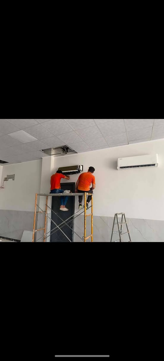 🔧 صيانة وتبريد باحتراف ❄️
✔️ غسل وتنظيف وتنصيب جميع أنواع السبالت
✔️ صيانة العادي والانفيرتر وتشخيص الأعطال
✔️ صيانة الثلاجات والمجمدات والبرادات والعارضات
✔️ تبديل القطع وصيانة ضعف التبريد والتجميد
🚗 خدمة موقعيّة وسريعة داخل بعقوبة والمناطق القريبة

📍 بعقوبة الجديدة
📞 ***********

شغلك بالتبريد علينا… وخدمتك تهمنا ❄️🔧
