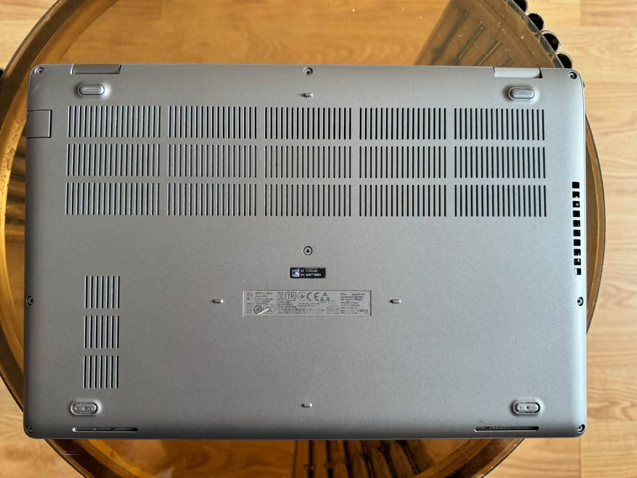 السلام عليكم
لابتوب DELL LATITUDE 5410 سلفر مواصفات حديثة وقوية 
كور اي سفن جيل عاشر كارت شاشة خارجي 
مواصفاتها 
Core i7 10810u كور اي سفن جيل عاشر 
Ram 8 كيكا ddr4
هارد ssd nvme m.2 256كيكا 
كارت شاشة داخلي intel (4كيكا) 
حجم الشاشة 14.1 ips full hd 
كيبورد ضوئي عربي انكليزي 
لابتوب تشغل البرامج الهندسية والتصميم والبرمجة والامن السيبراني 
لابتوب نضيفة كلش ومعتني بيها وبنضافتها 
ملحقاتها شاحنة اصلية وجنطة 
مكاني بغداد الاسكان واذا انت من غير محافظة اكدر ادزها بشركة توصيل 
السعر 450 الف 
***********

نص مكتوب في الصور:
- Current Date/Time: Saturday, August 29, 2026, 4:56:23 PM
- Computer Name: DESKTOP-VQEESF0
- Operating System: Windows 10 Pro 64-bit (10.0, Build 19045)
- Language: English (Regional Setting: English)
- System Manufacturer: Dell Inc.
- System Model: Latitude 5410
- BIOS: 1.42.0
- Processor: Intel(R) Core(TM) i7-10810U CPU @ 1.10GHz (12 CPUs), ~1.6GHz
- Memory: 8192MB RAM
- Page file: 3229MB used, 6482MB available
- DirectX Version: DirectX 12