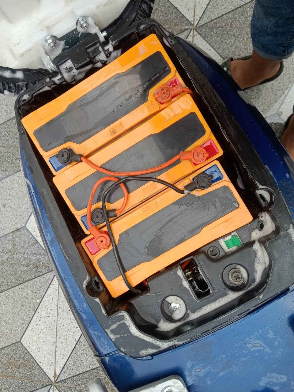 ماطور شحن • زيرو • ٦ بطاريات