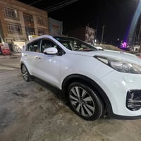 سيارة سبورتج خليجي نص فول 2017 بيها ضربة ب الصندوق خفيفة السعر ١٧٠$ لل...