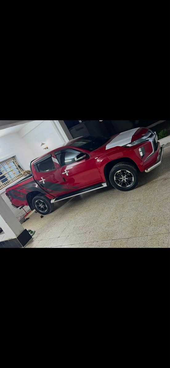 متسبوشي L200 فورويل موديل 2022 مكفوله ماشيه 35 الف رقم سليمانيه الجديد السعر 190 للاتصال***********
