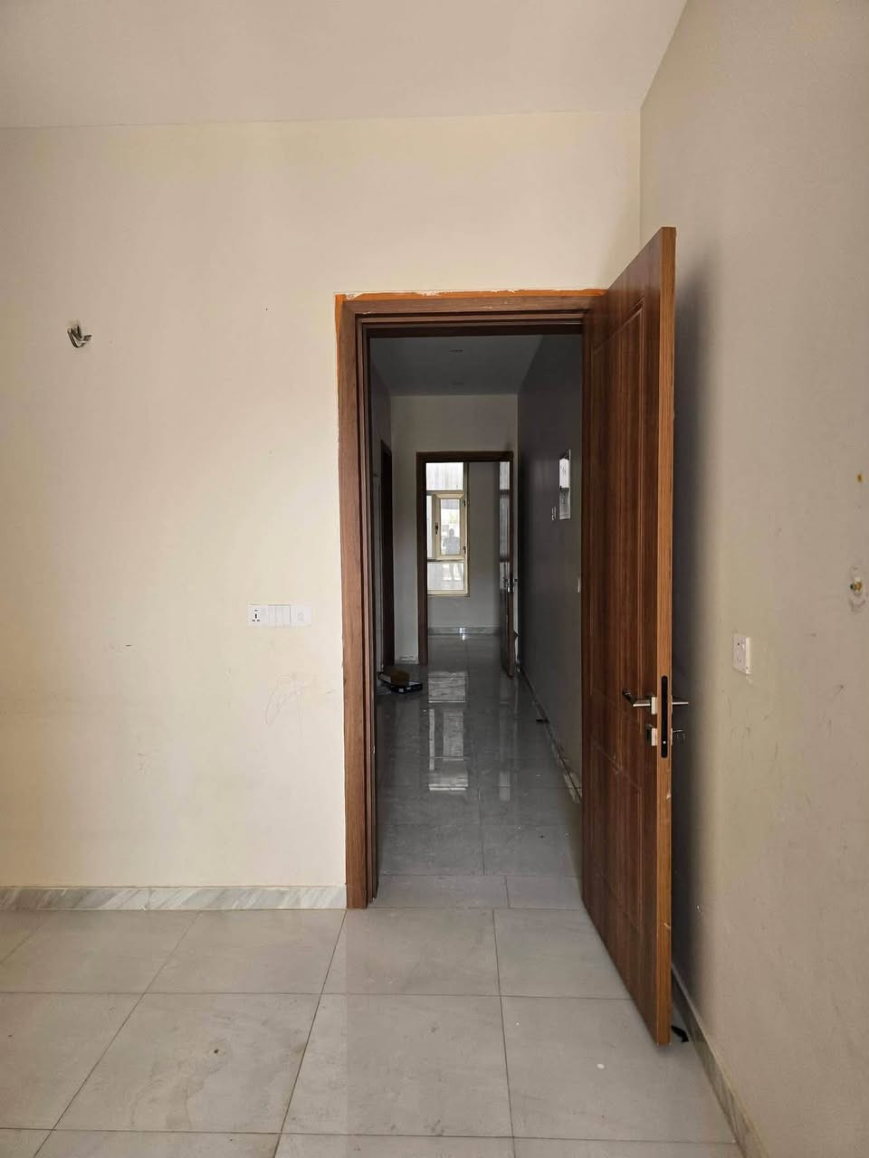 مشتمل لإيجار طابق ارضي 2غرف نوم 🛌 +صاله+خدمات+مطبخ📍العنوان بغداد الدوره البوعيثه مجمع الحليم الاستفسار ***********

