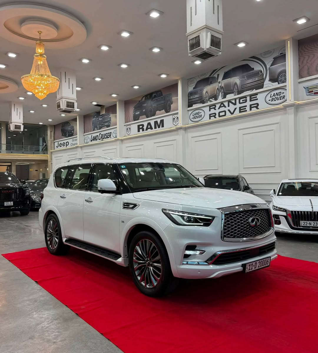 السلام عليكم 
انفنتي ( QX80 )
موديل : 2019
ماشية : 80000 KM
المواصفات 
فتحة 
بصمة 
بصمة ابواب 
تحكم ستيرن جهتين 
كروز سرعة 
ستيرن كهرباء 
شاشة 
شاشات خلفية 
كاميرات 360 درجة 
ثلاجة 
كشنات جلد 
كشنات كهرباء 
كشنات تدفئه + تبريد 
كشنات الخلفية منفصلة 
ذاكرة خزن ميموري 
صاجات 
 3 قطع تبريد 
 7 راكب 
صندوك كهرباء 
المكينة 8 سلندر 
 5600 
فور ويل 4*4 
حسساسات امامية + خلفية 
لد امامي 
بلوجكتور لد 
لايت زنون 
بك لايت لد 
مري شفط كهرباء 
اشاير بالمري 
سستم صوت سماعات 
ويل كب كروم 
ترحيب 
(رقم بغداد بأسمي ) 
ملاحظة: (السيارة تنباع برقم عادي )
السيارة خليجي مكفولة 
السعر : 330 وبيها مجال 
العنوان : بغداد الكاظمية قرب مرور الكاظمية معارض جكوك شركة البحر المميز 
للاستفسار 
عبدالرحمن 
 ***********
 ***********
