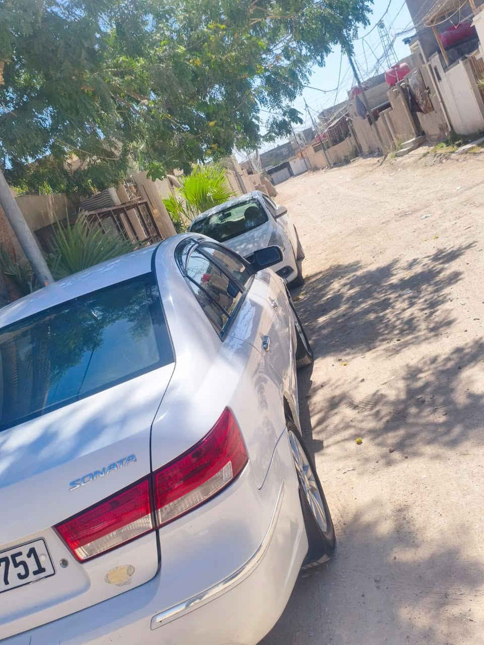 الكتابة
🚘 للبيع سوناتا 2011 وارد خليجي
🔹 الموديل: 2011
🔹 وارد: خليجي
🔹 المكينة: 2000 CC
🔹 كفالة عامة
🔹 فتحة سقف
🔹 فول مواصفات
🔹 اللون: أبيض
🔹 رقم: أربيل

السيارة مرتبة ونظيفة، جاهزة للاستخدام وما تحتاج شي حسب الفحص.
📍 الفحص والاتفاق عند السيارة
💰 السعر: 116 وبيه مجال  للطيبين
المكان النجف ابو صخير
رقم المربايل ***********
*********** النجف, العراق
