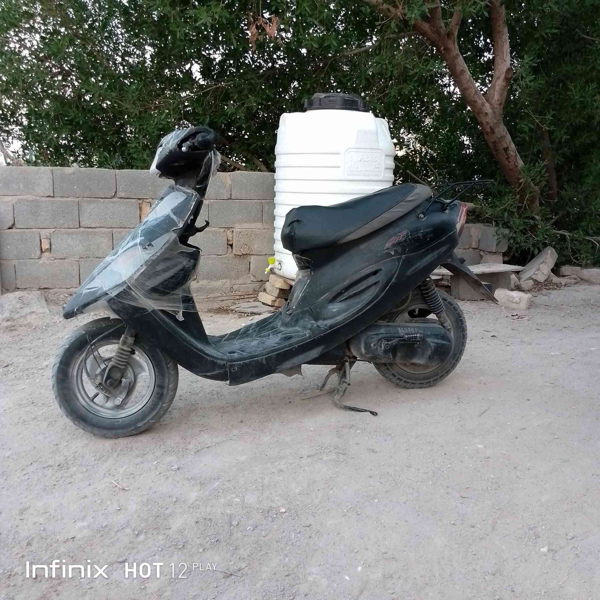 دراجه تسعه زروف ياماها للبيع دراجه نضيفه وحلوه دراجه قبل كم يوم جفتتهه تجفيت اصلي بوشه اصليه دراجه كامله كفراتهه نضاف العنوان كرمه علي شراي يتصل ***********
