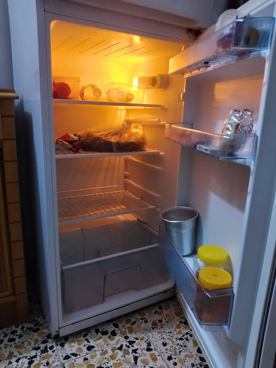 السلام عليک ثلاچه للبیع للستفسار ***********
