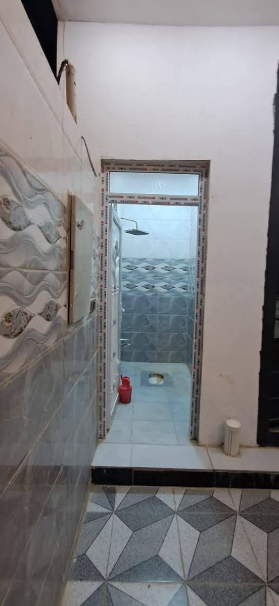 🔥مشتمل 150 متر للبيع في الفلوجة ⚡

📍 حي الضباط الرابعه 🏠

✨ تفاصيل العقار :
🔹طابق واحد بناء طابوك حديث غرفة نوم وملحقاته. 
🔹 المساحة: 150متر وجه 7.5 ونزال 20 .
🔹 السند: طابو صرف (ملك) بأسم شخص واحد. 

📌 مميزات الموقع:
✔ الخدمات متوفره/ماء + كهرباء + مدارس قريبة. 
✔ منطقة هادئة من ناحية سكن 
✔️موقع ممتاز ومرغوب جداً 

💰 السعر: 125 مليون وبي مجال. 💵

📞 للتواصل والاستفسار
***********
