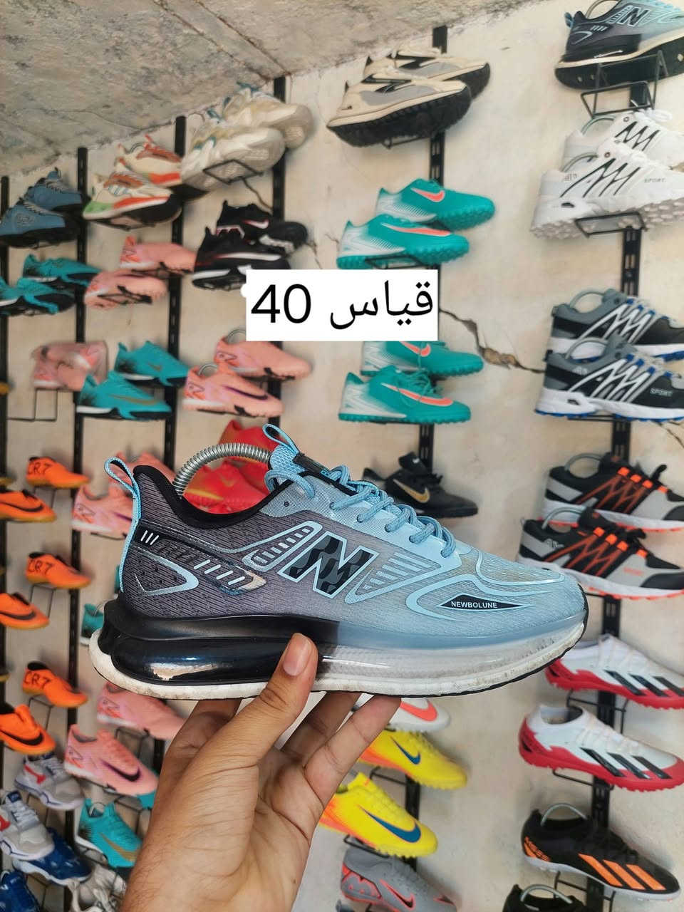 احذيه باله درجه اولى
سعر القطعه 10
واتساب ***********

نص مكتوب في الصور:
- قياس 39.5
- قياس 41
- قياس 40
- قياس 43
- قياس 42
- قياس 39
- قياس 38
- قیاس 40