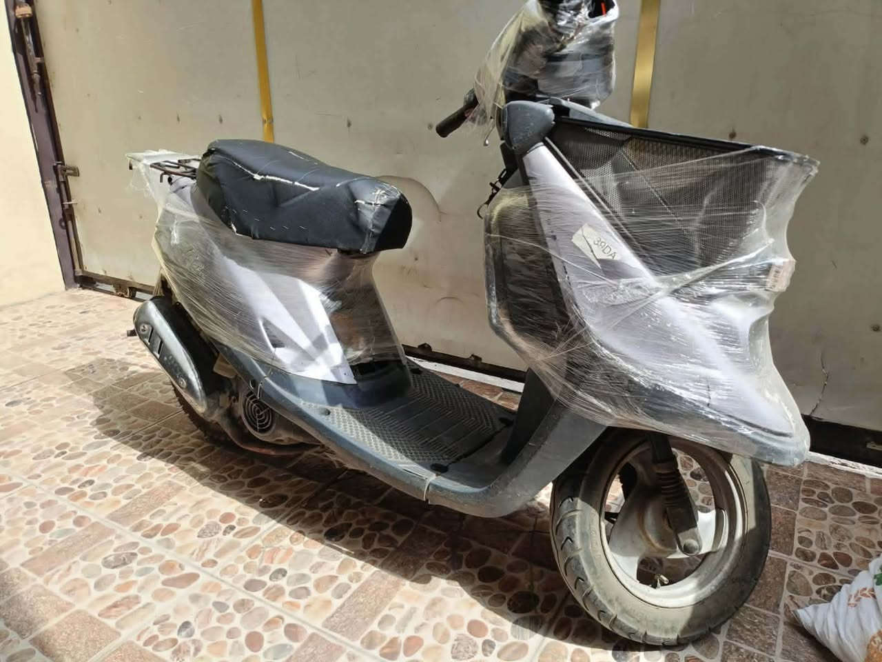 ماطور ياماها جديد مكينه كبس  صوت ناعم  سعر ١٤٥ الف وربي مجال قليل اي عيب مابي ماطور كله بل شرط هاذا رقمي ***********
