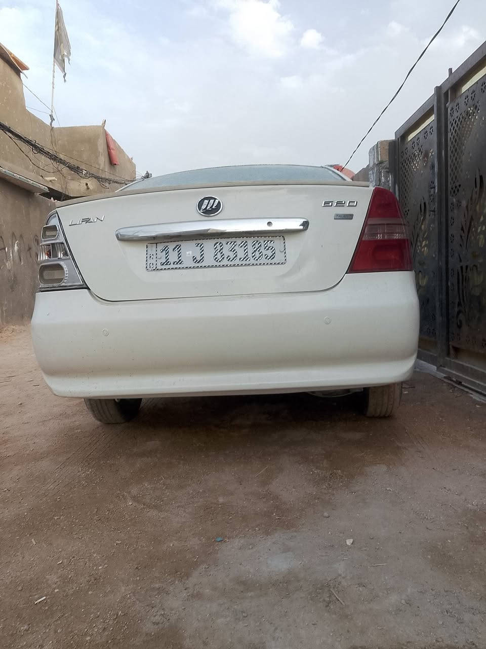 ليفان • موديل ٢٠١٠ • للبيع