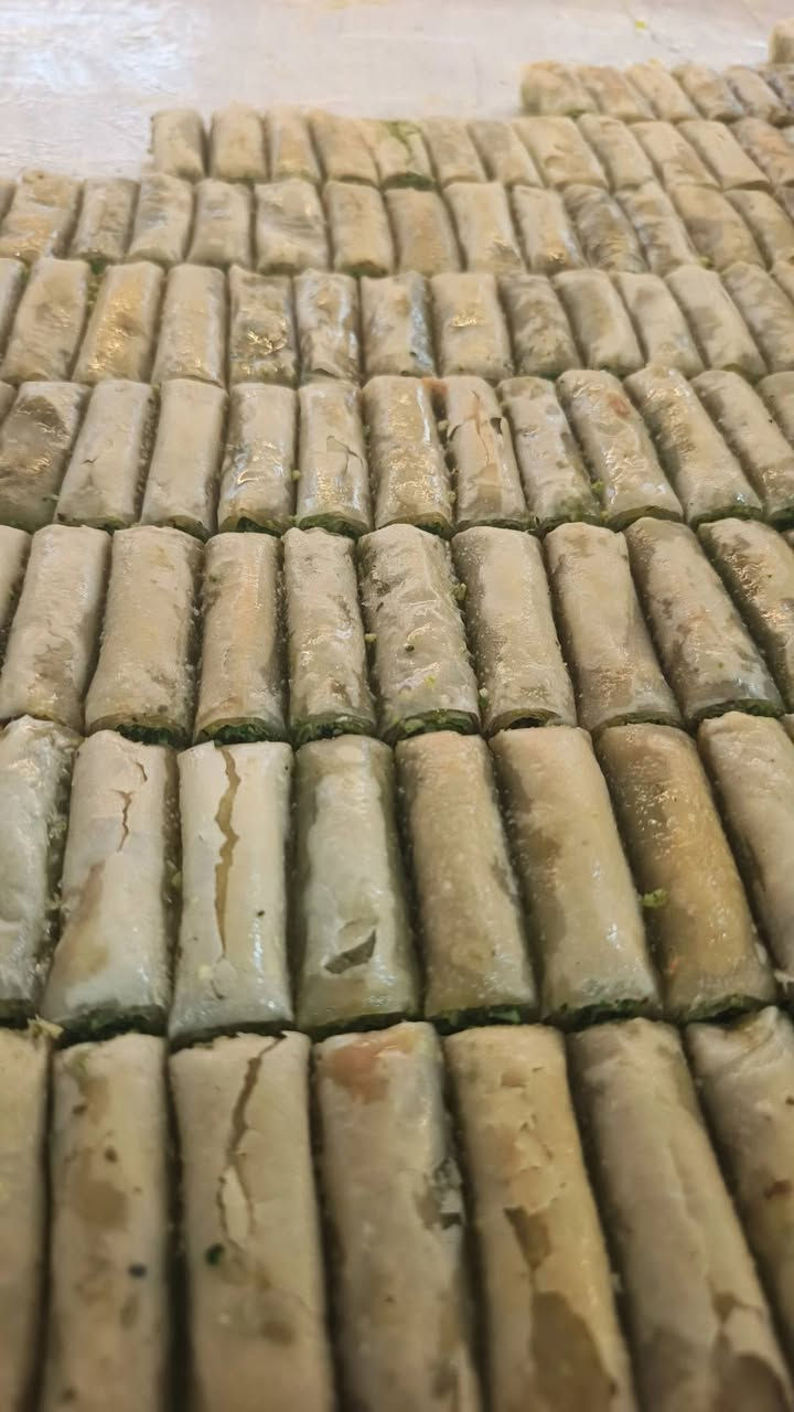 القرمشه تنسمع والطعم يسولف 🤍

حلويات أبو سديرة

حلويات سوريه ولبنانيه طعم وشكل 👀

😶‍🌫 متوفر جملة و مفرددد 🤍 *********** مناسبات أو محلات و إفران 

العنوان _ المحاويل _حي أبو سديرة _ الشارع الرئيسي مجاور صيدليه علاء
